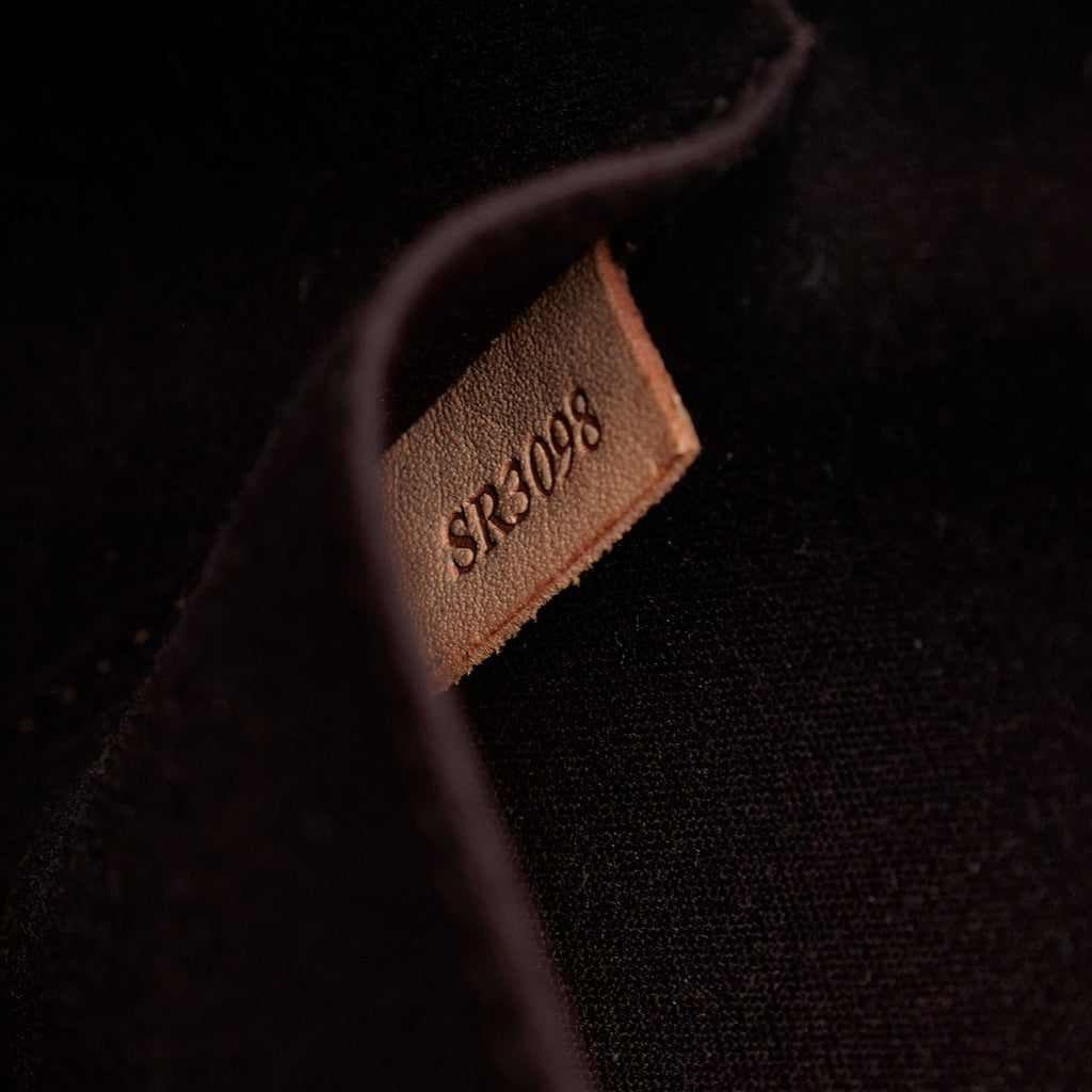 Louis Vuitton Monogram Vernis Roxbury Drive (SHG-9vVleS)