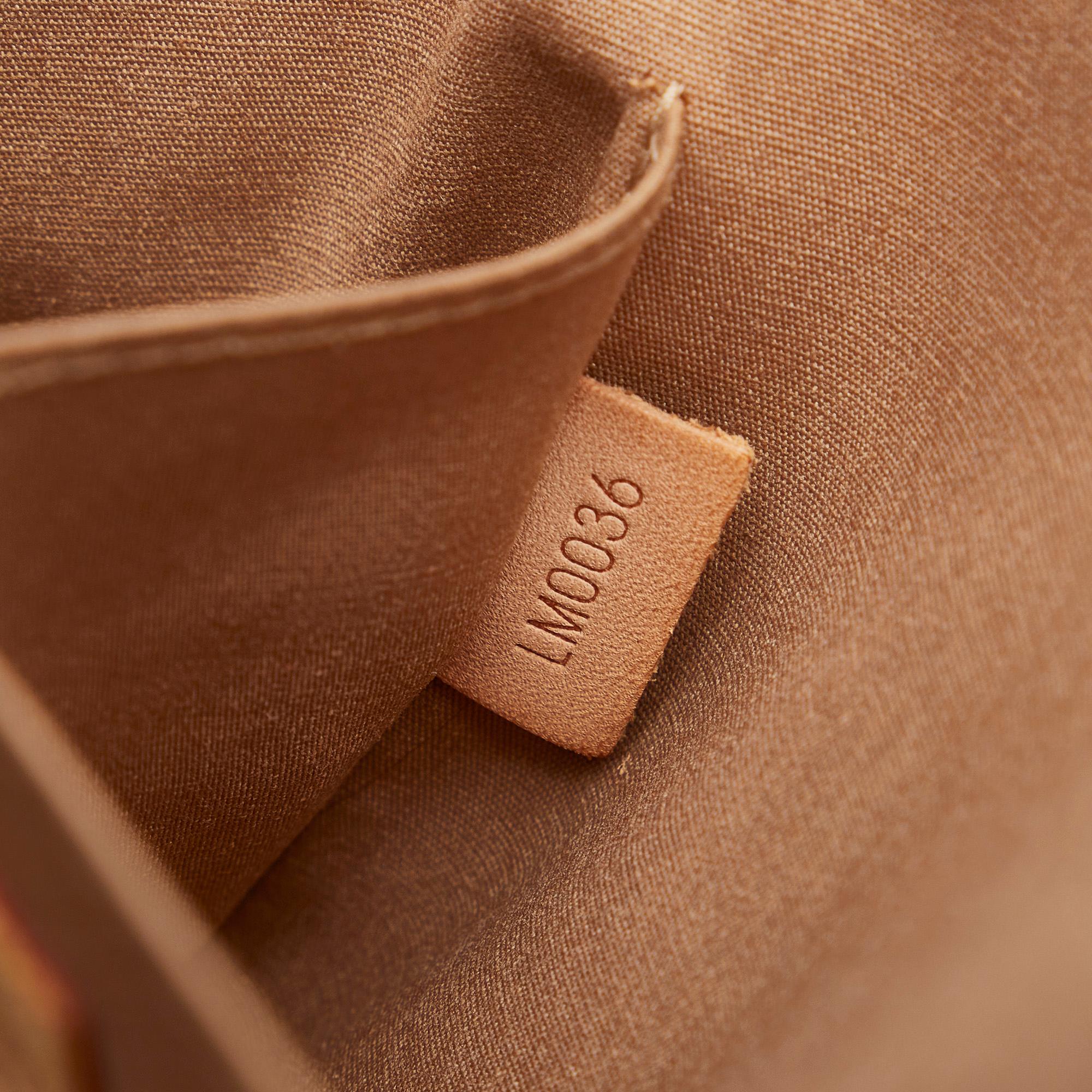 Louis Vuitton Monogram Vernis Roxbury Drive (SHG-q9HIrJ)