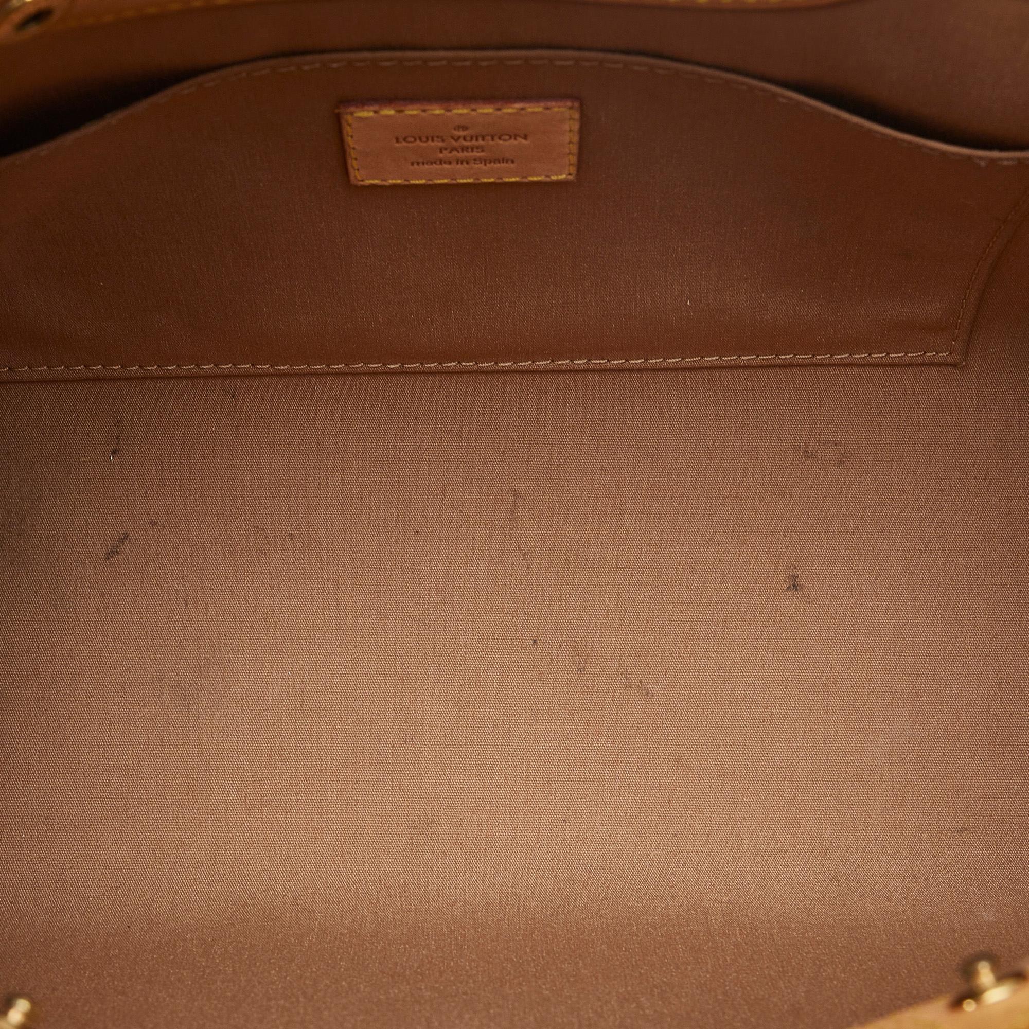 Louis Vuitton Monogram Vernis Roxbury Drive (SHG-q9HIrJ)