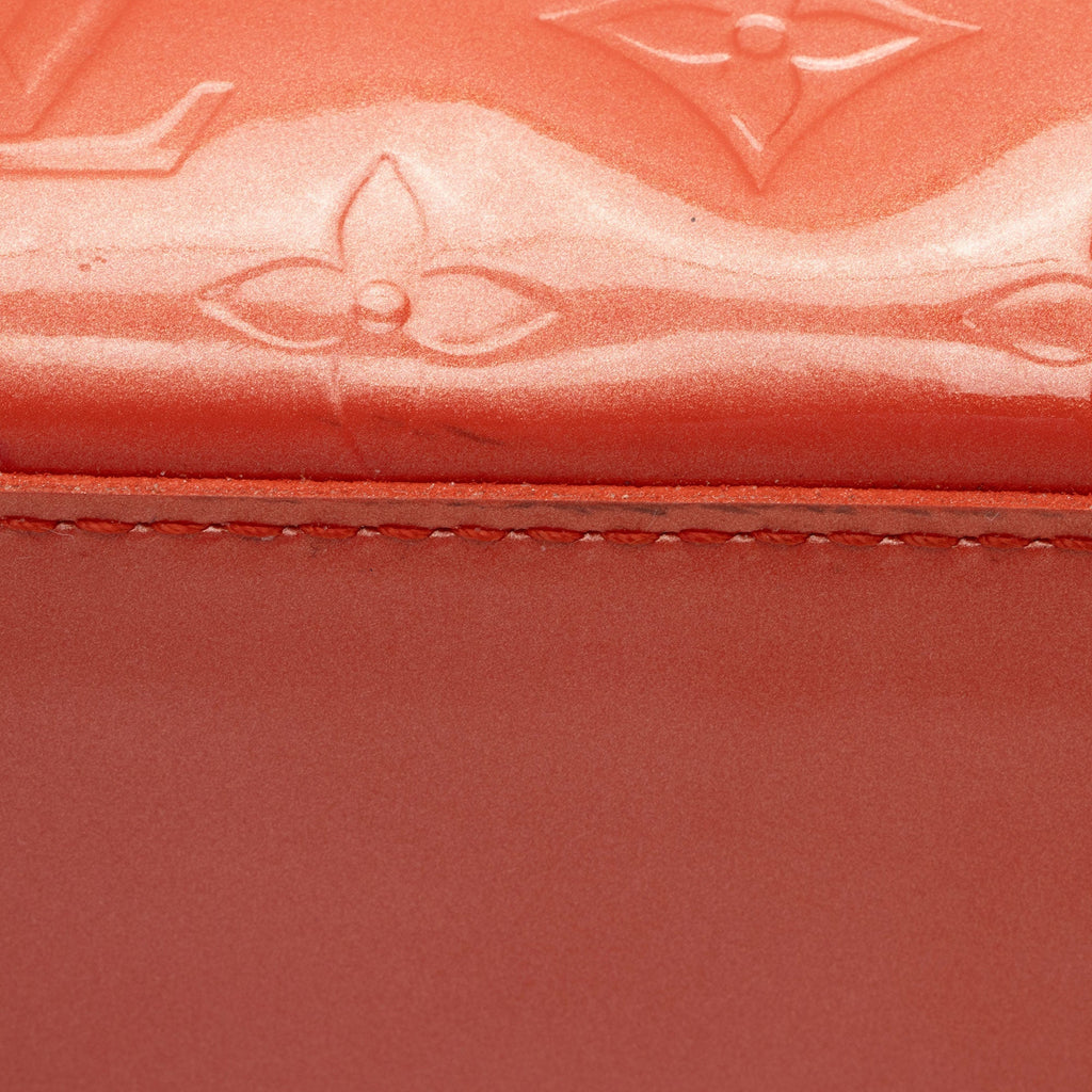 Louis Vuitton Monogram Vernis Wilshire PM Satchel (SHF-7MJQTZ)