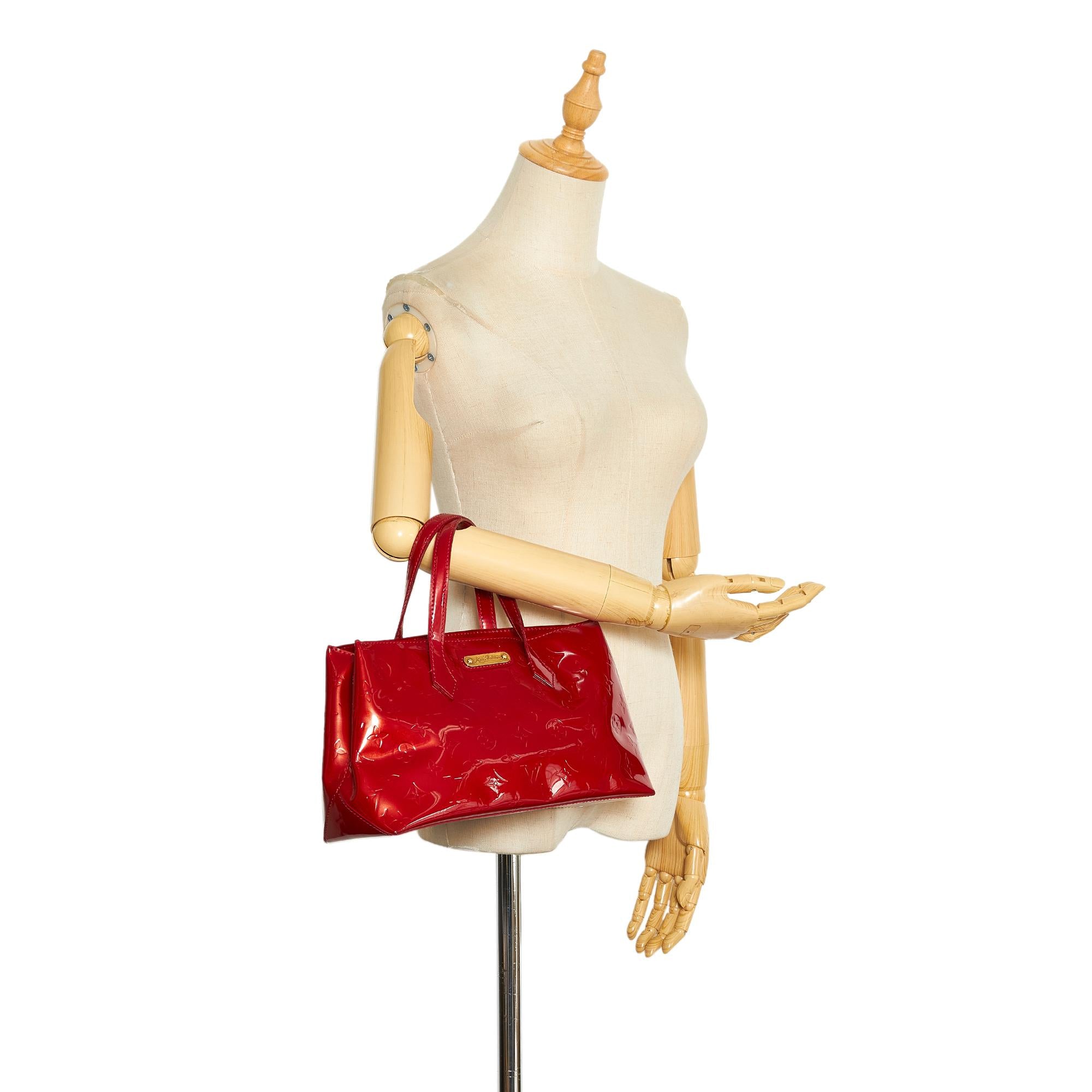 Louis Vuitton Monogram Vernis Wilshire PM (SHG-TRYAiY)