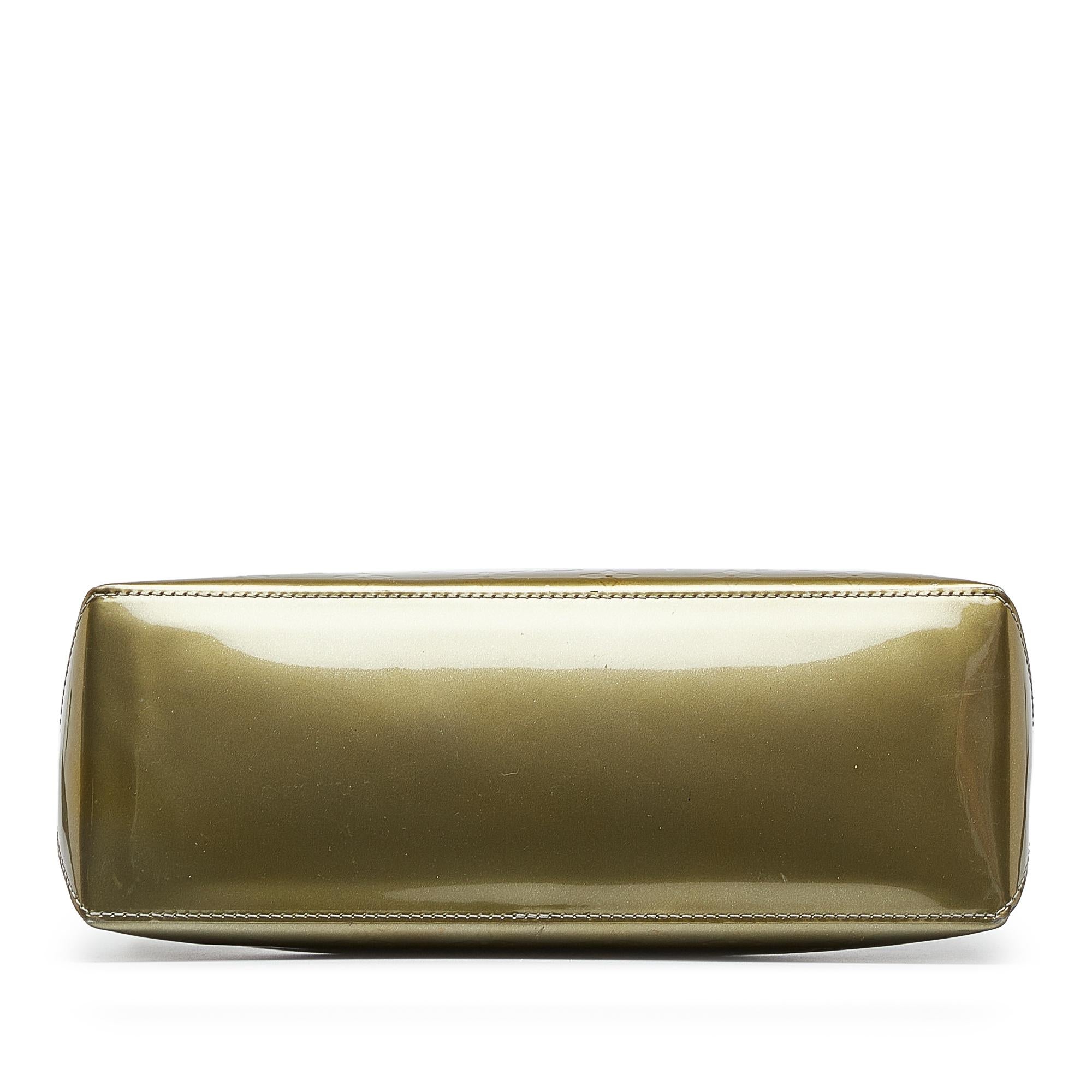 Louis Vuitton Monogram Vernis Wilshire PM (SHG-2VfbXt)