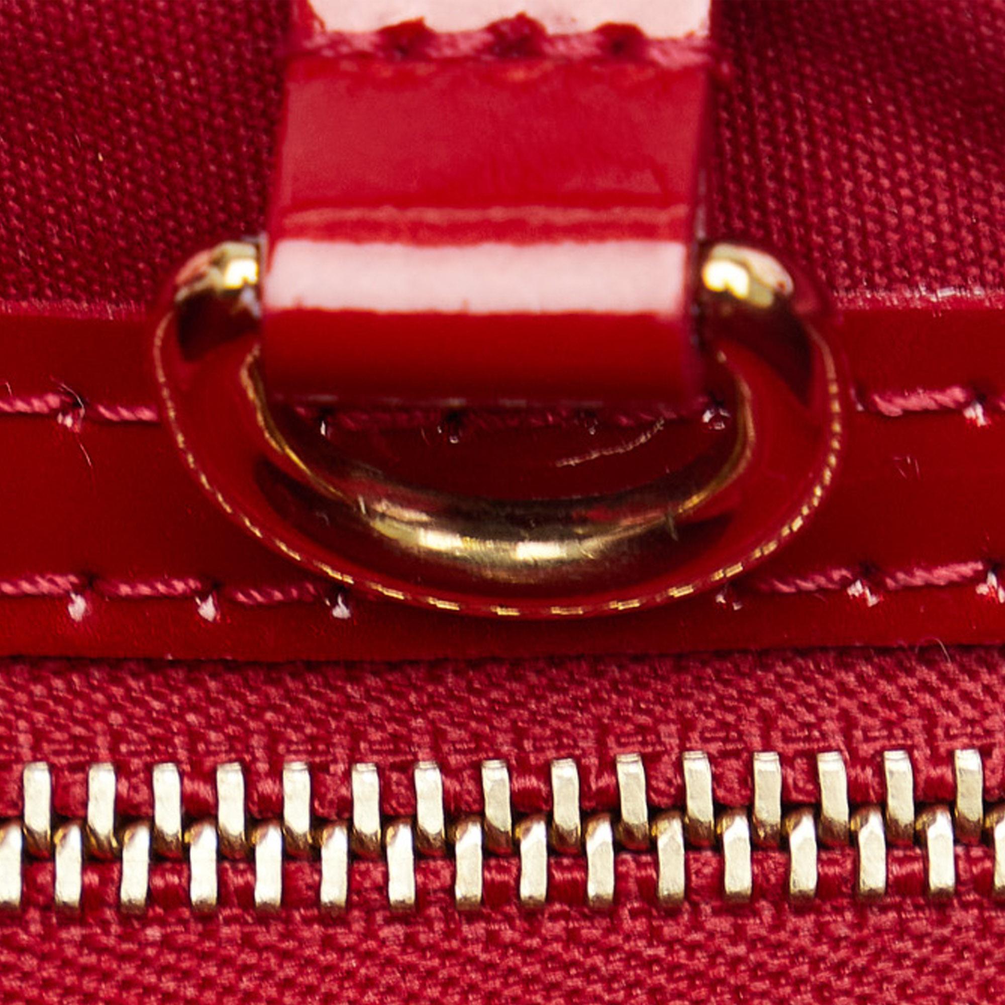 Louis Vuitton Monogram Vernis Wilshire PM (SHG-lViPnZ)