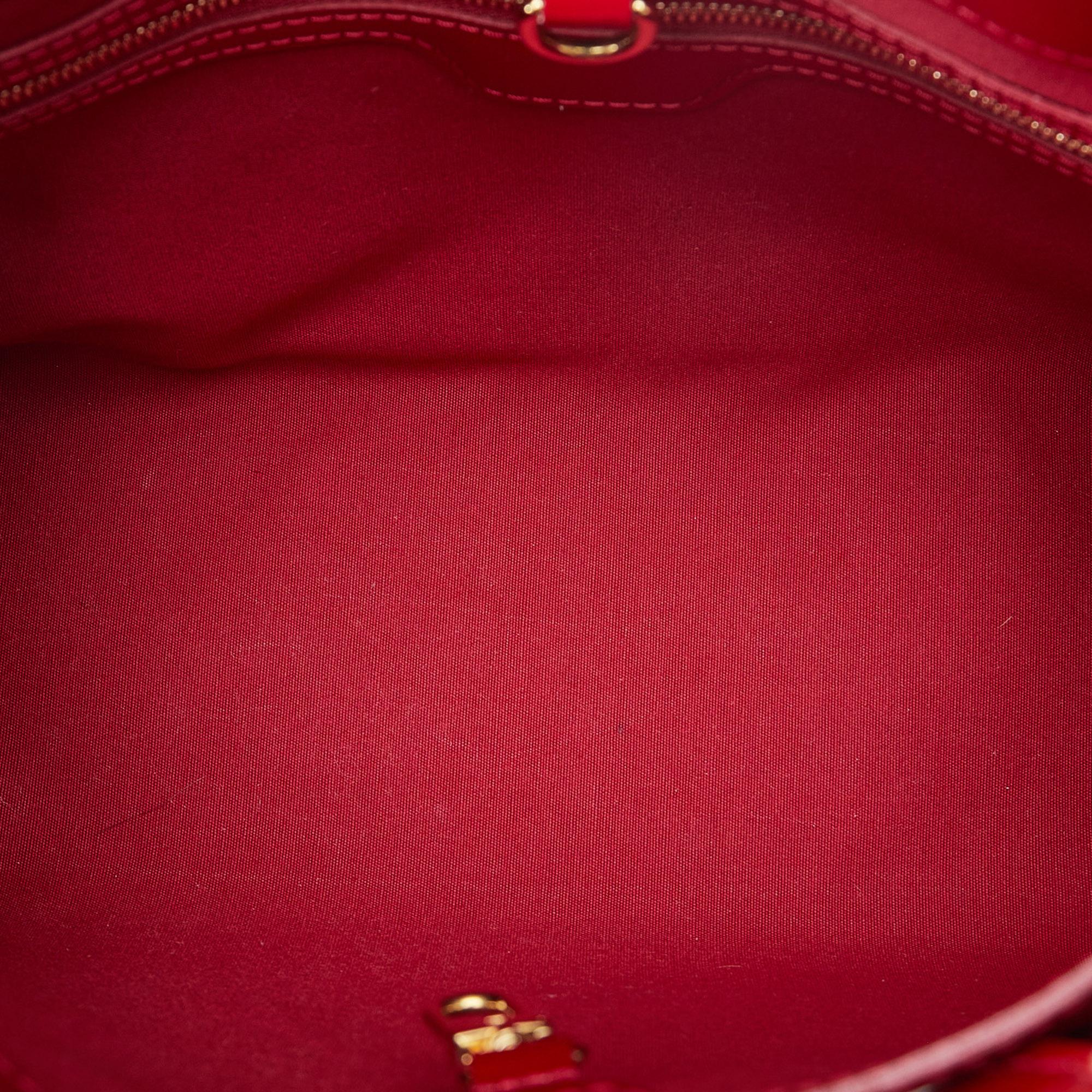 Louis Vuitton Monogram Vernis Wilshire PM (SHG-lViPnZ)