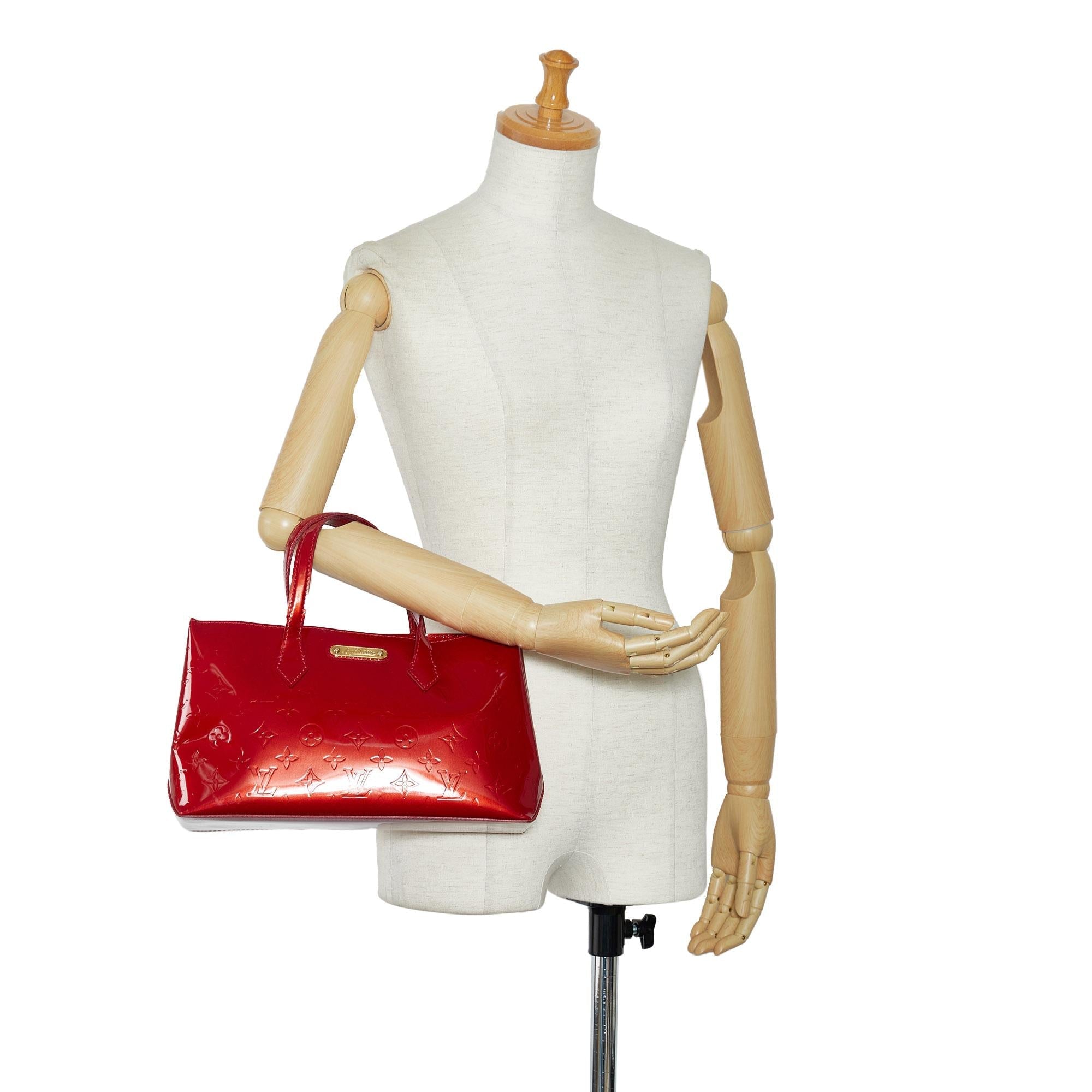 Louis Vuitton Monogram Vernis Wilshire PM (SHG-lViPnZ)