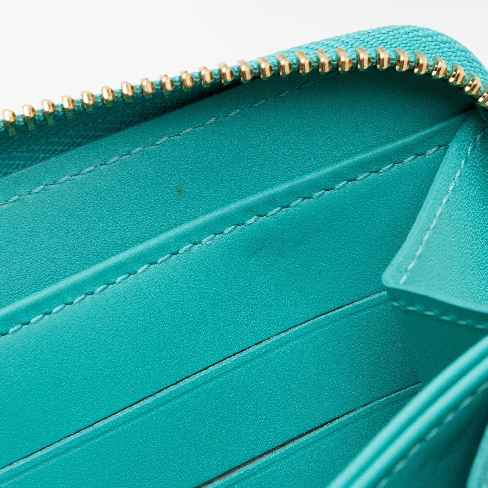 Louis Vuitton Monogram Vernis Zippy Wallet