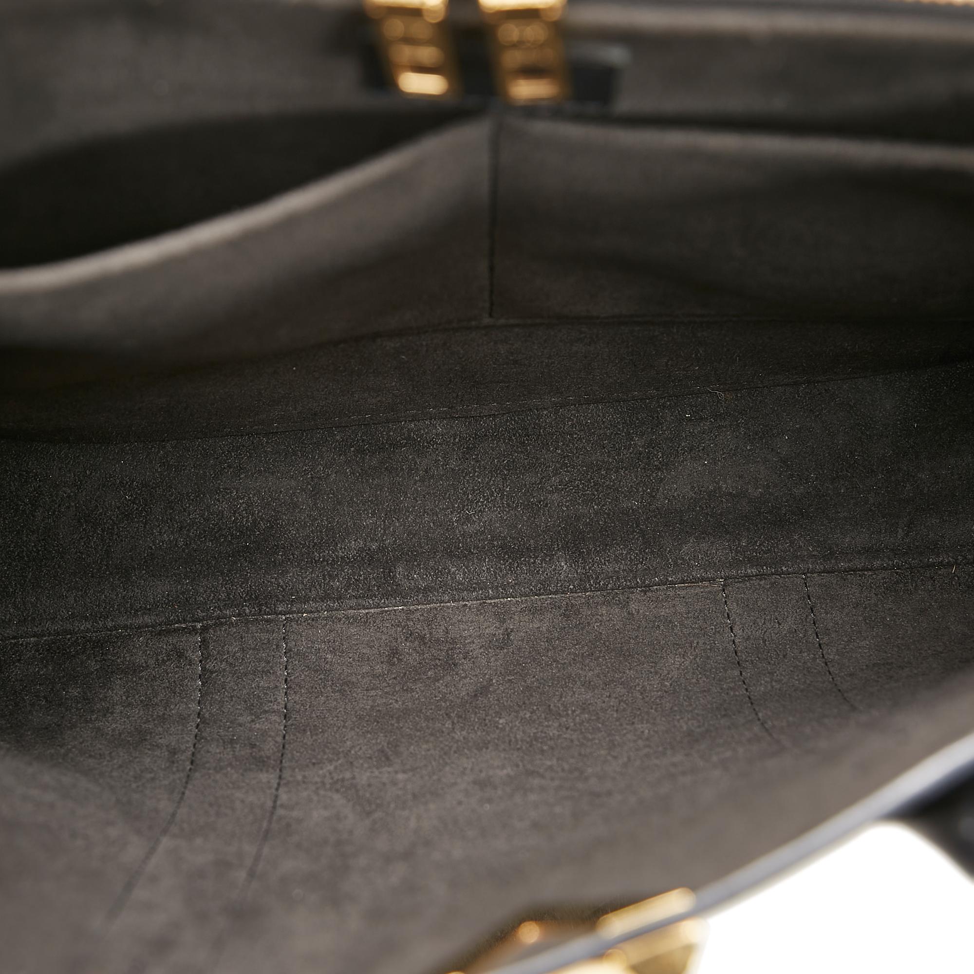 Louis Vuitton Monogram Very Tote MM (SHG-FIJjoJ)