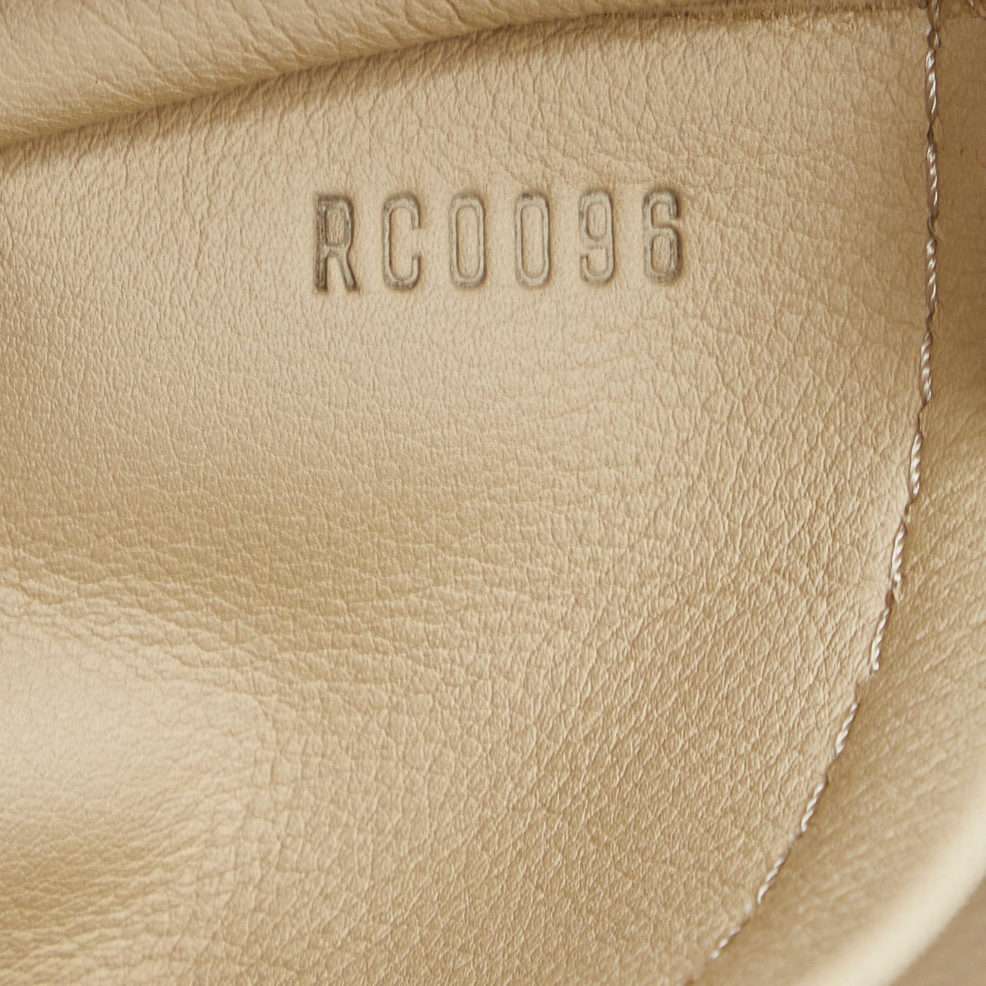 Louis Vuitton Monogram Vinyl Squishy (SHG-CuSwIj)