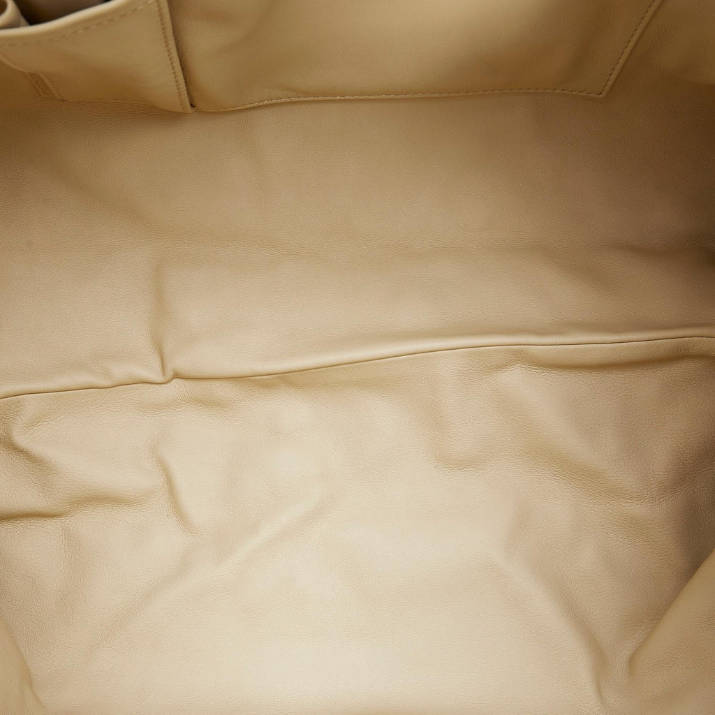 Louis Vuitton Monogram Vinyl Squishy (SHG-CuSwIj)
