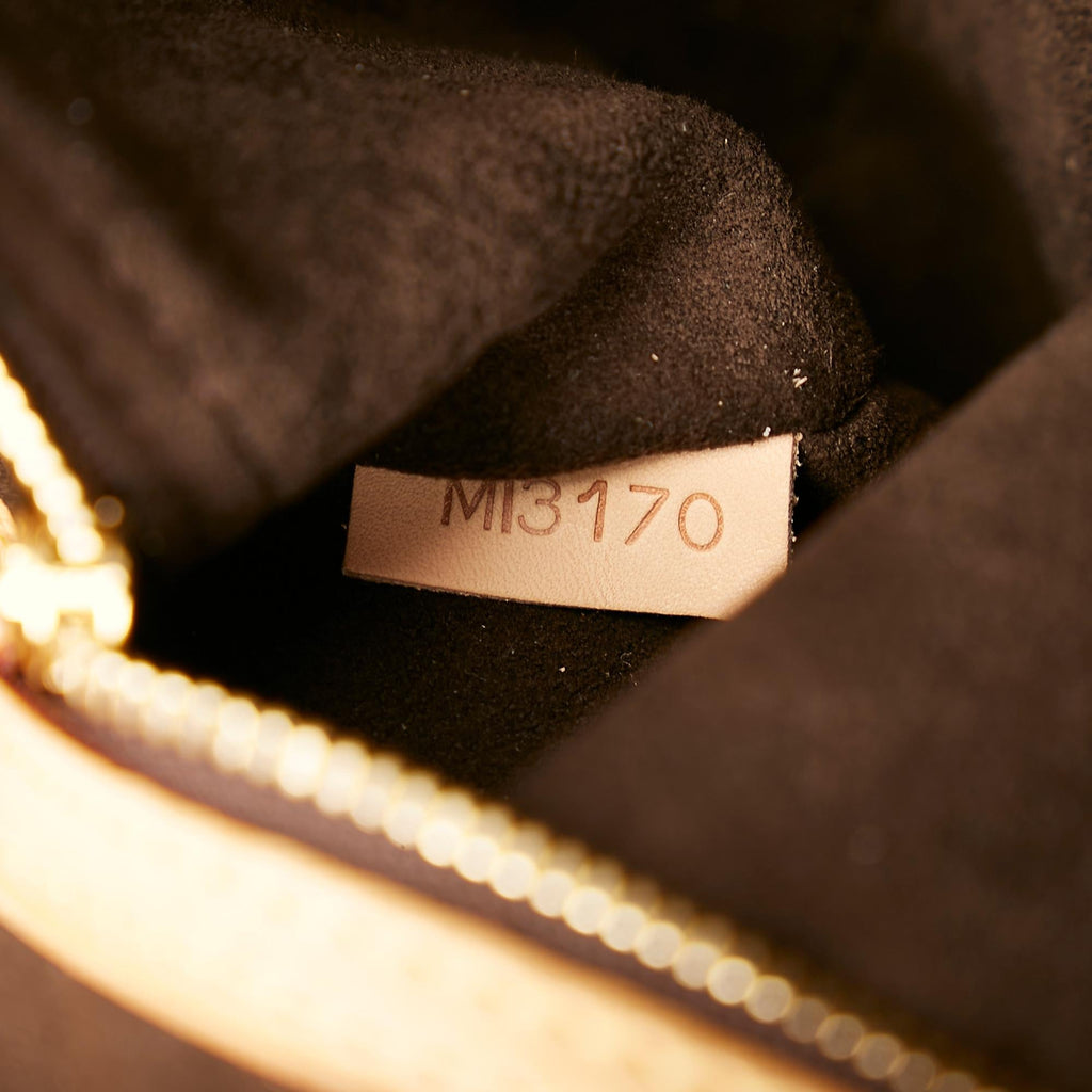 Louis Vuitton Monogram Wilshire PM (SHG-34190)