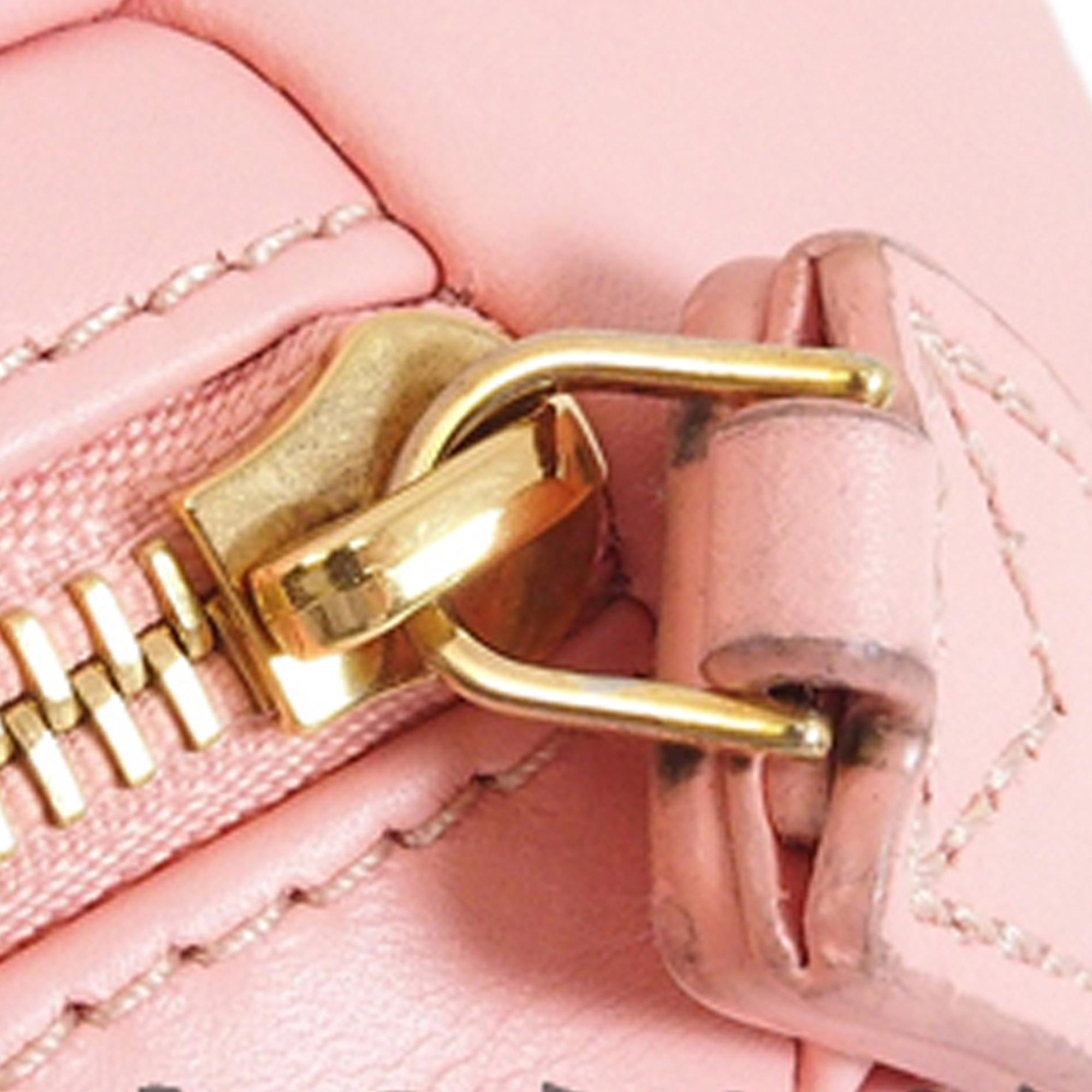 Louis Vuitton New Wave Love Lock Heart Crossbody (SHG-36737)
