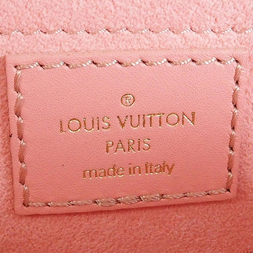 Louis Vuitton New Wave Love Lock Heart Crossbody (SHG-36737)