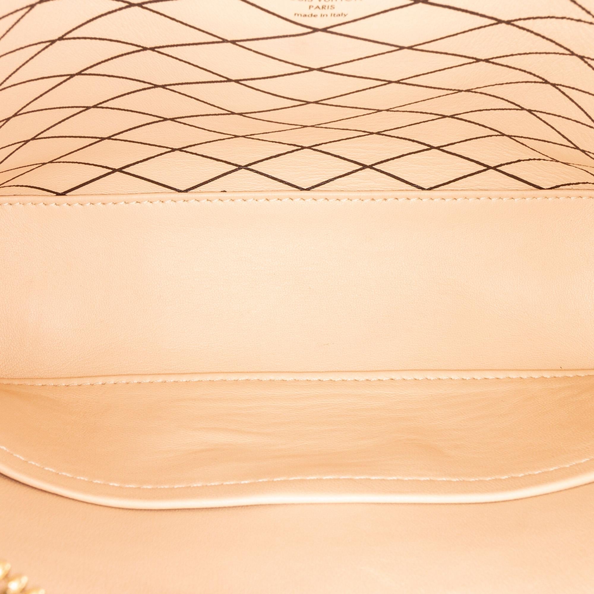 Louis Vuitton Petite Malle Soft MM (SHG-EUg861)