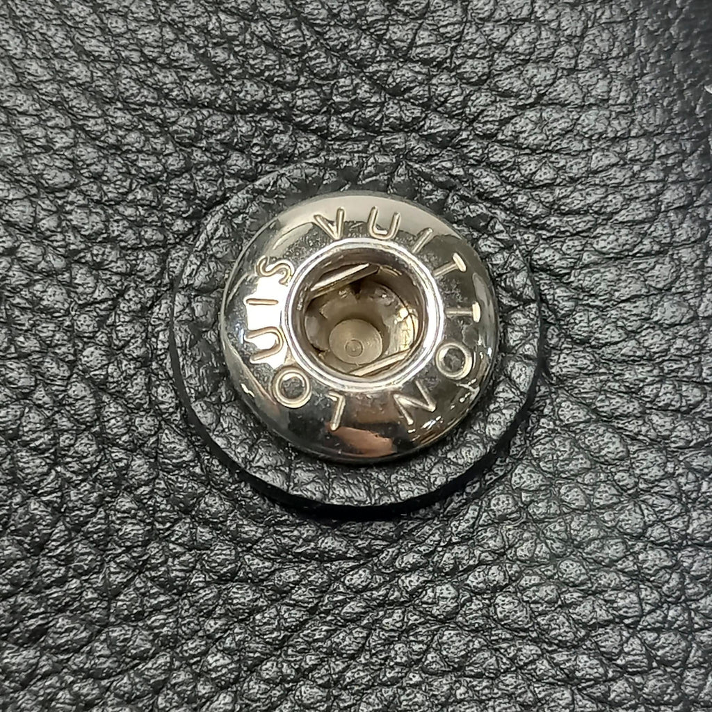 Louis Vuitton Spring 2017 LockMe II Mechanical Flowers Satchel (SHG-36892)