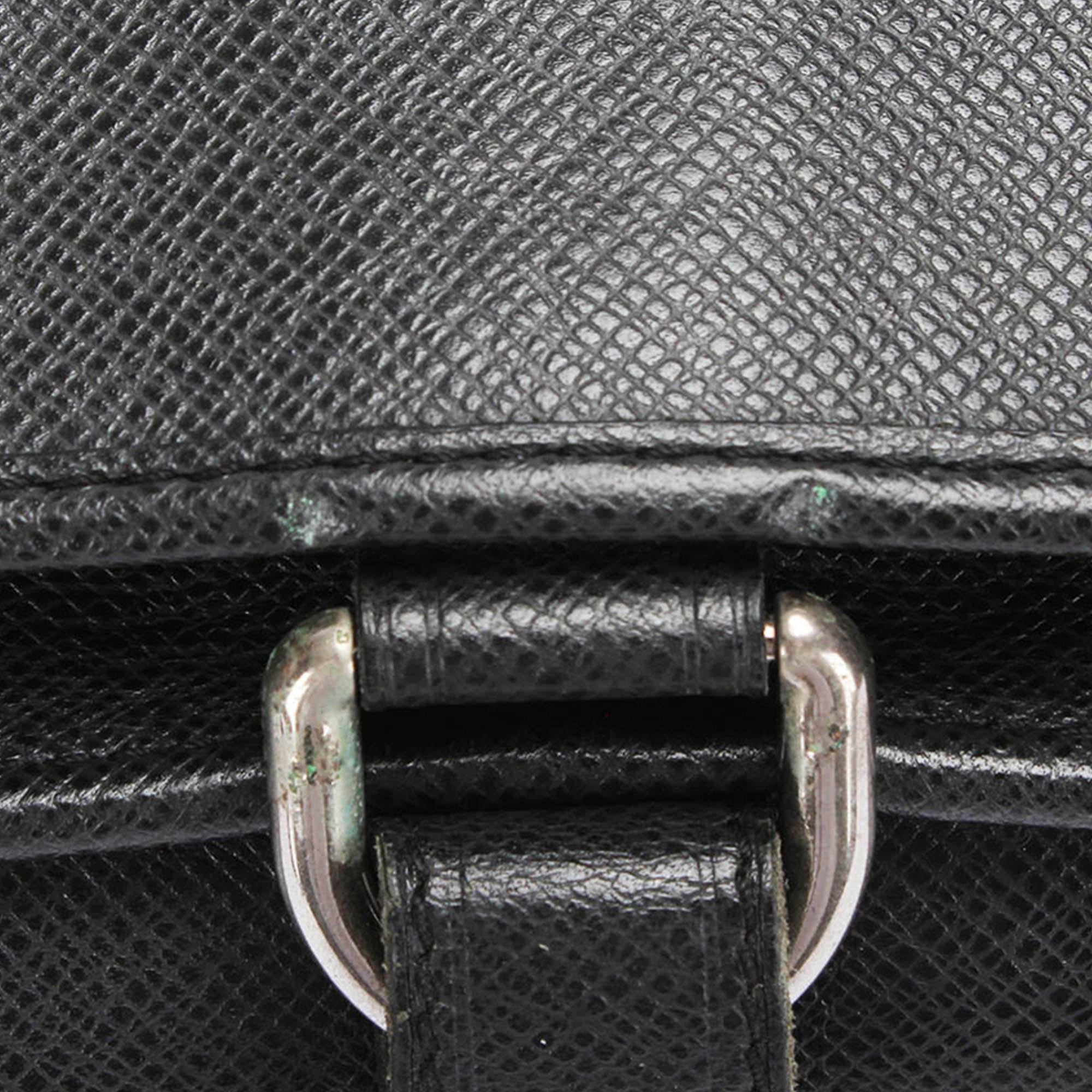 Louis Vuitton Taiga Andrei (SHG-vuuJZs)