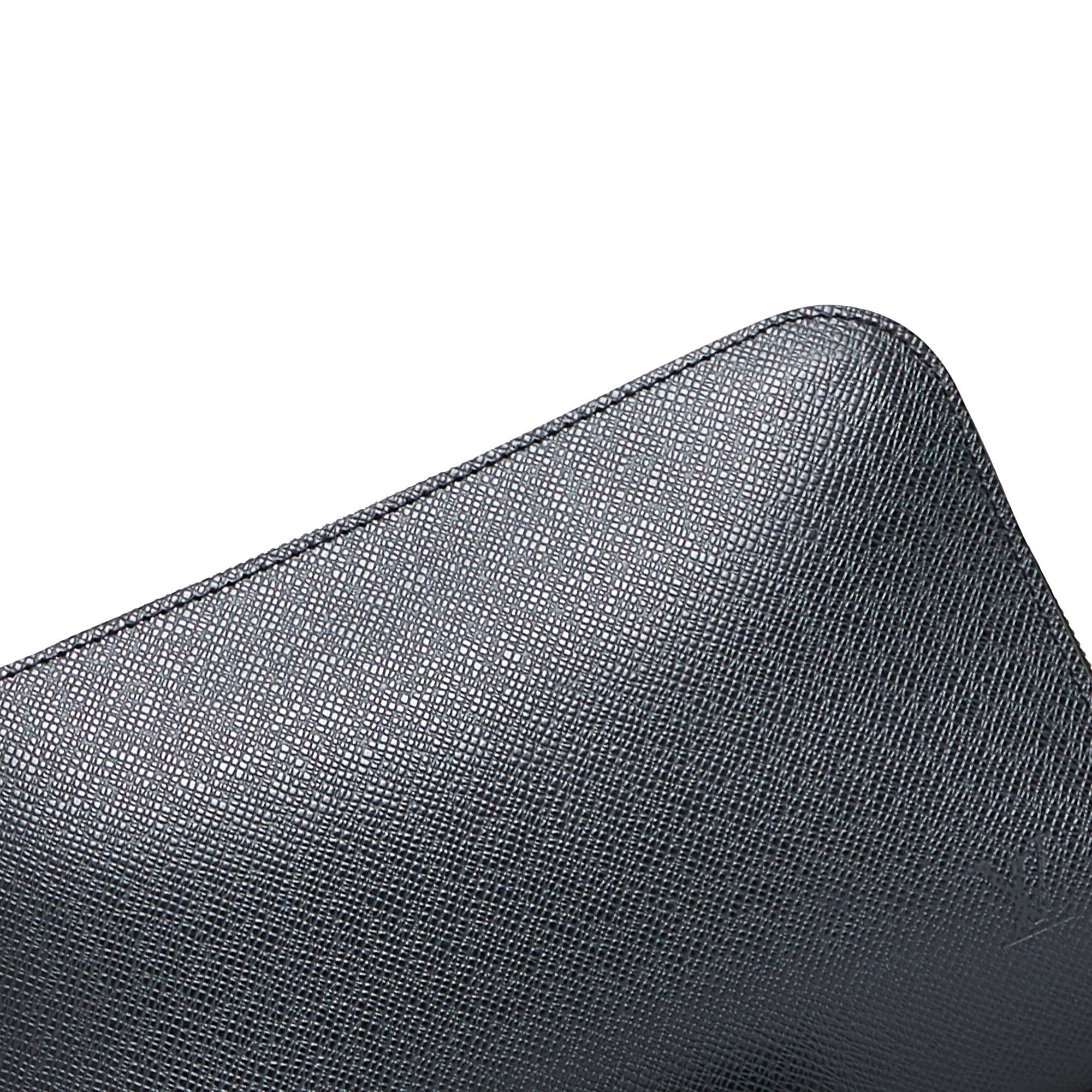Louis Vuitton Taiga Baikal (SHG-23tCm9)