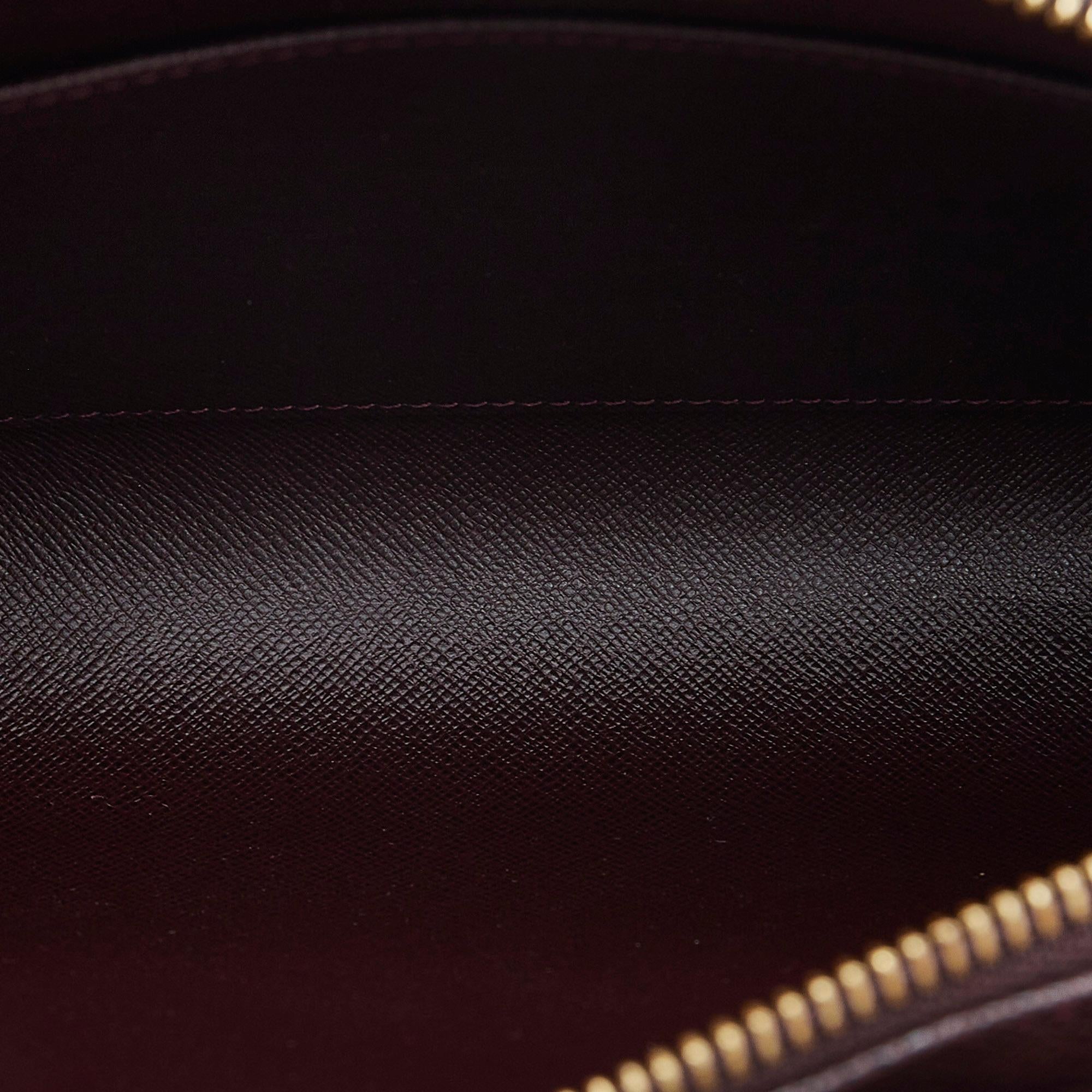 Louis Vuitton Taiga Baikal (SHG-CJp2zm)