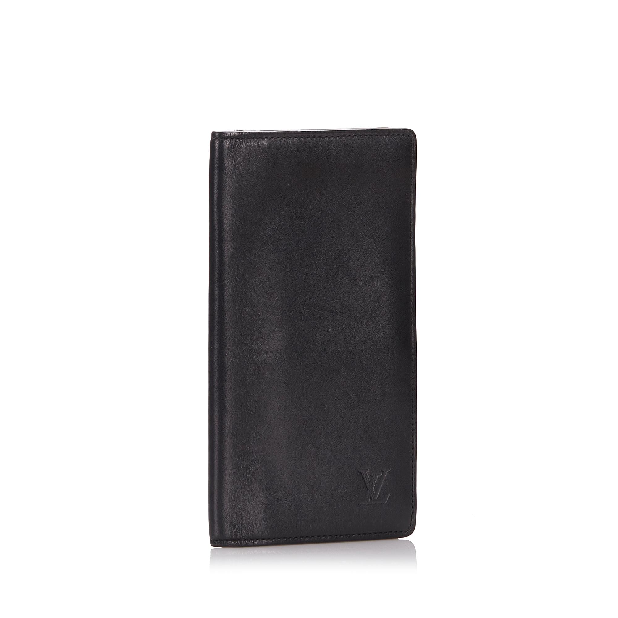 Louis Vuitton Taiga Brazza (SHG-xZxzJz)