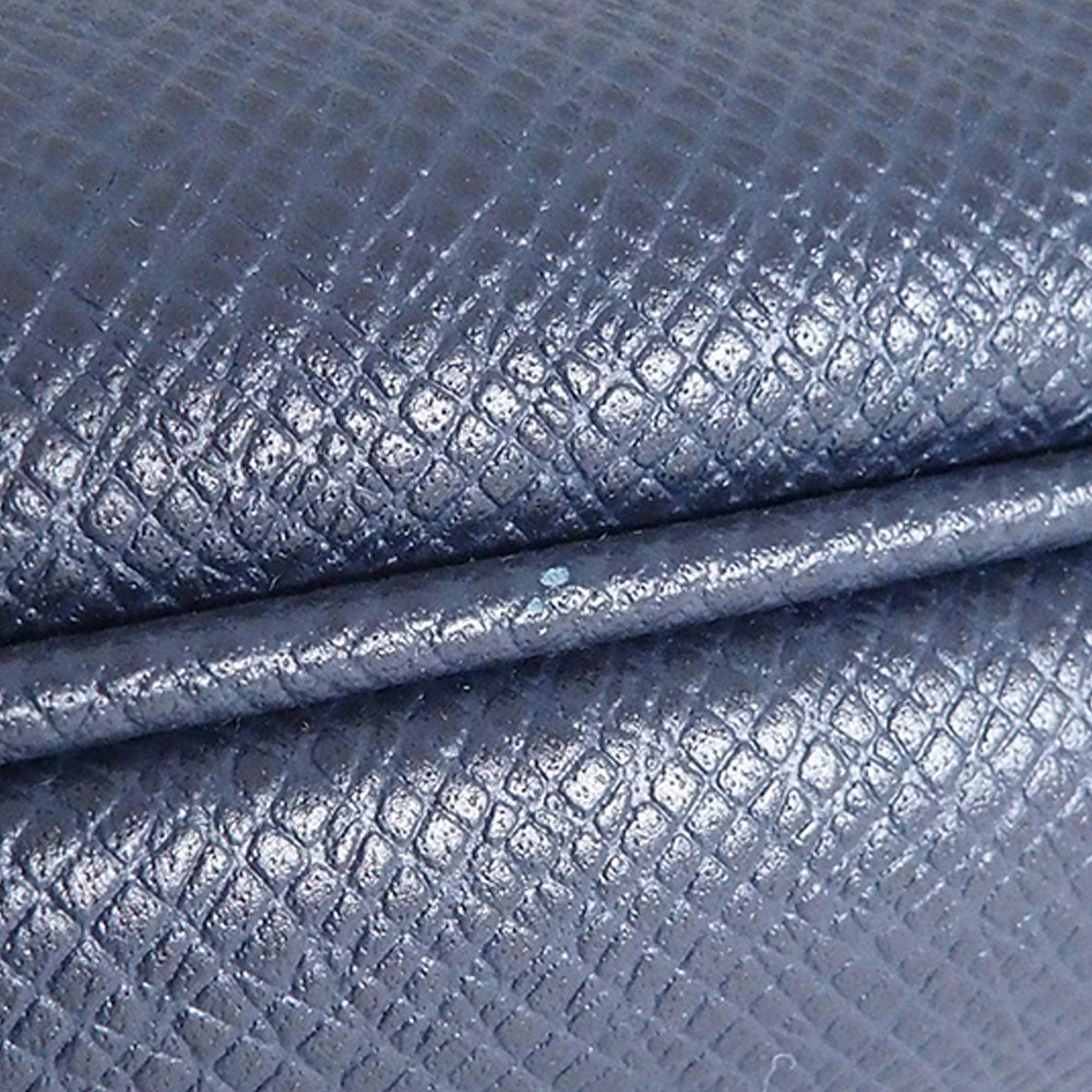 Louis Vuitton Taiga Pochette Kasai (SHG-blvHqr)