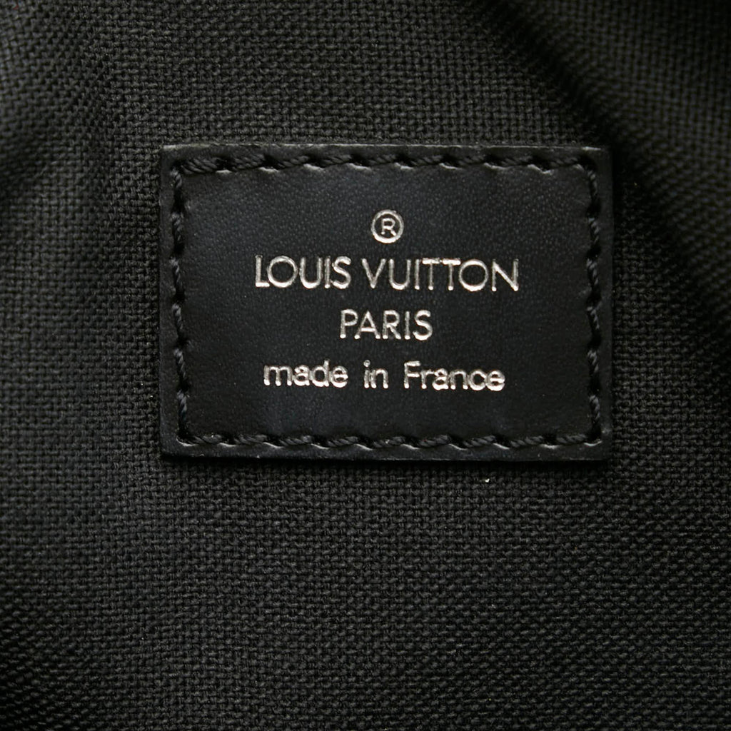 Louis Vuitton Taiga Sayan (SHG-34629)