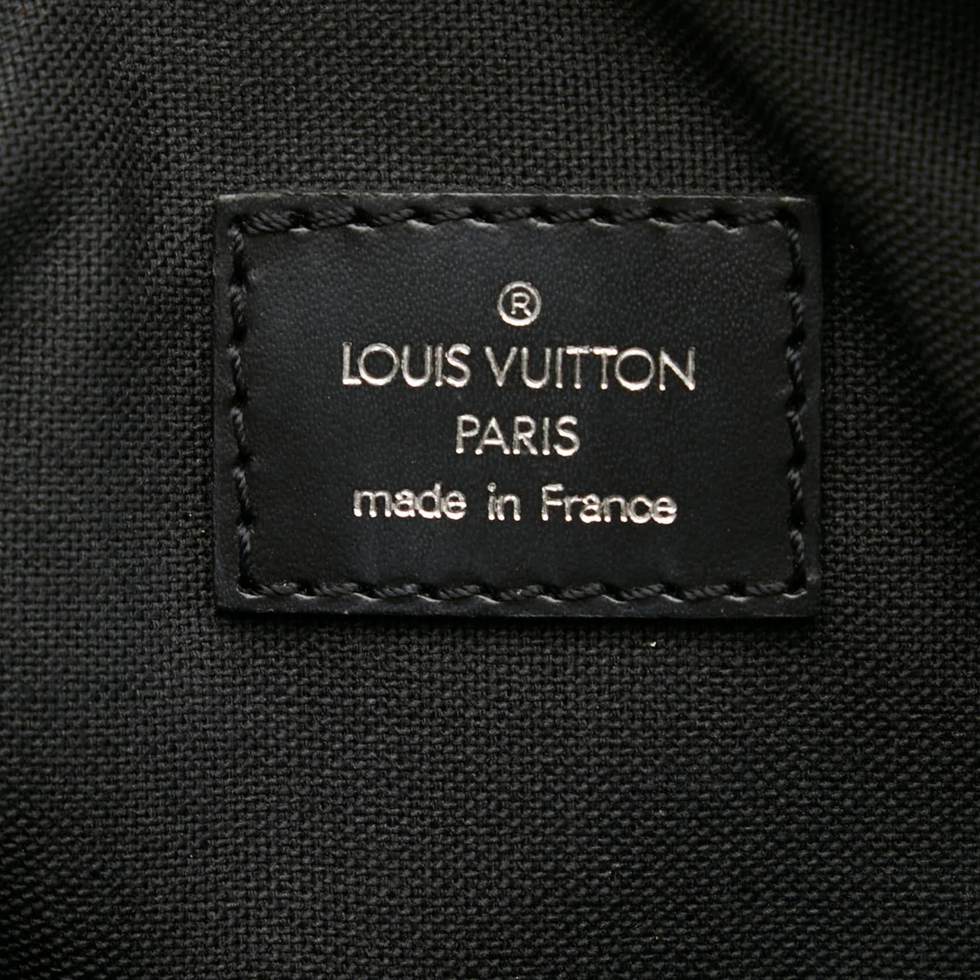 Louis Vuitton Taiga Sayan (SHG-34629)