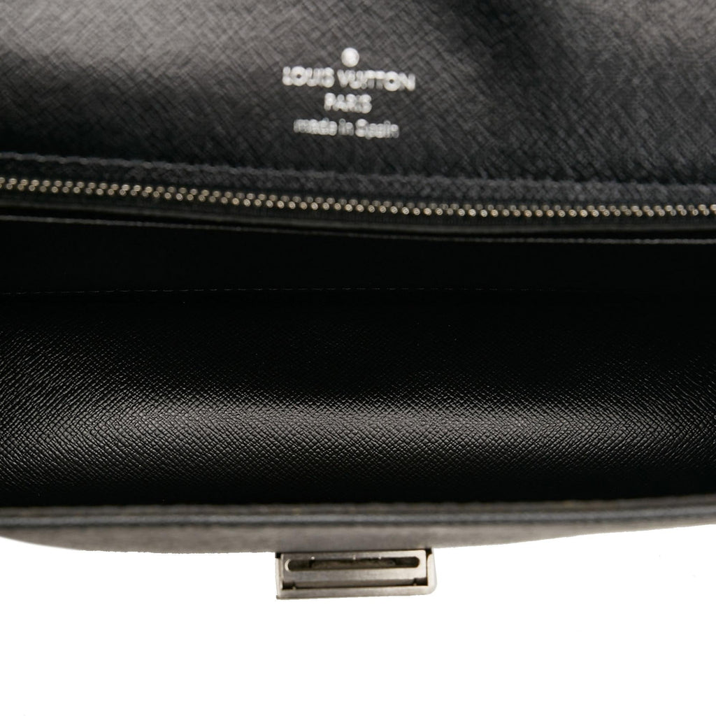 Louis Vuitton Taiga Selenga (SHG-37917)
