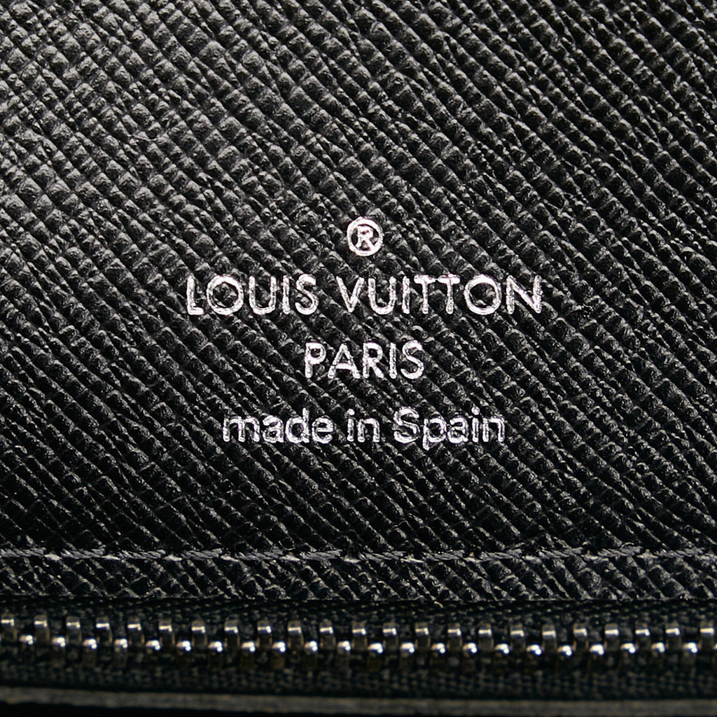Louis Vuitton Taiga Selenga (SHG-37917)