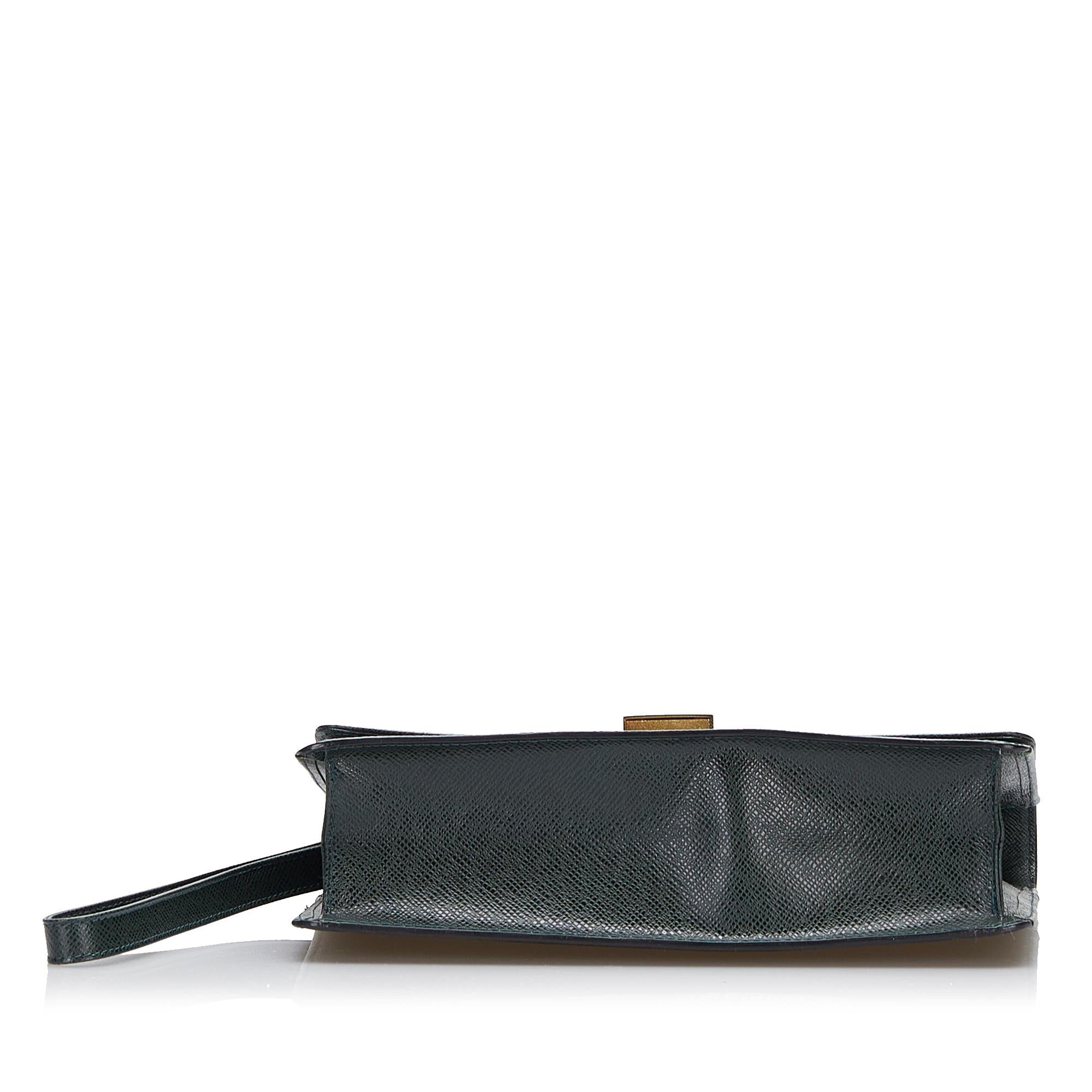 Louis Vuitton Taiga Selenge (SHG-XwKa9Q)