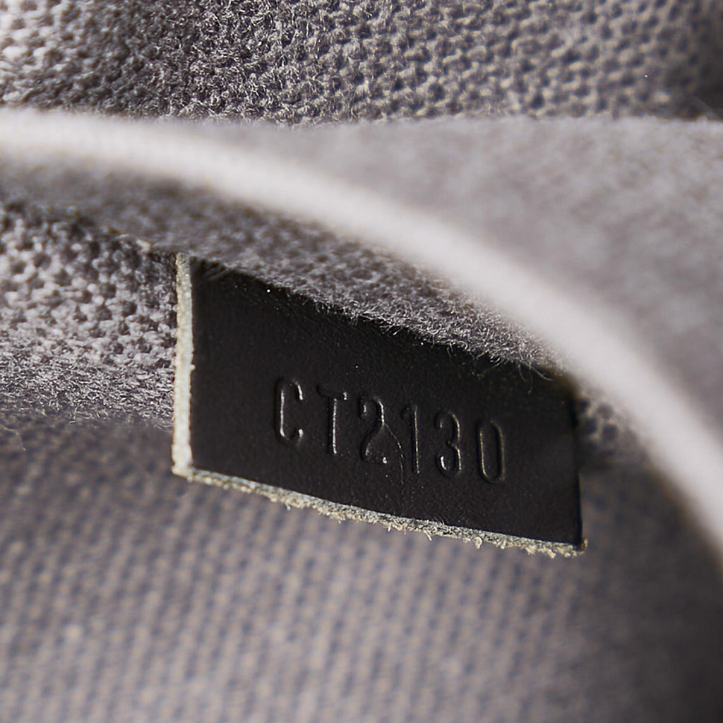 Louis Vuitton Utah Acoma Briefcase (SHG-37408)