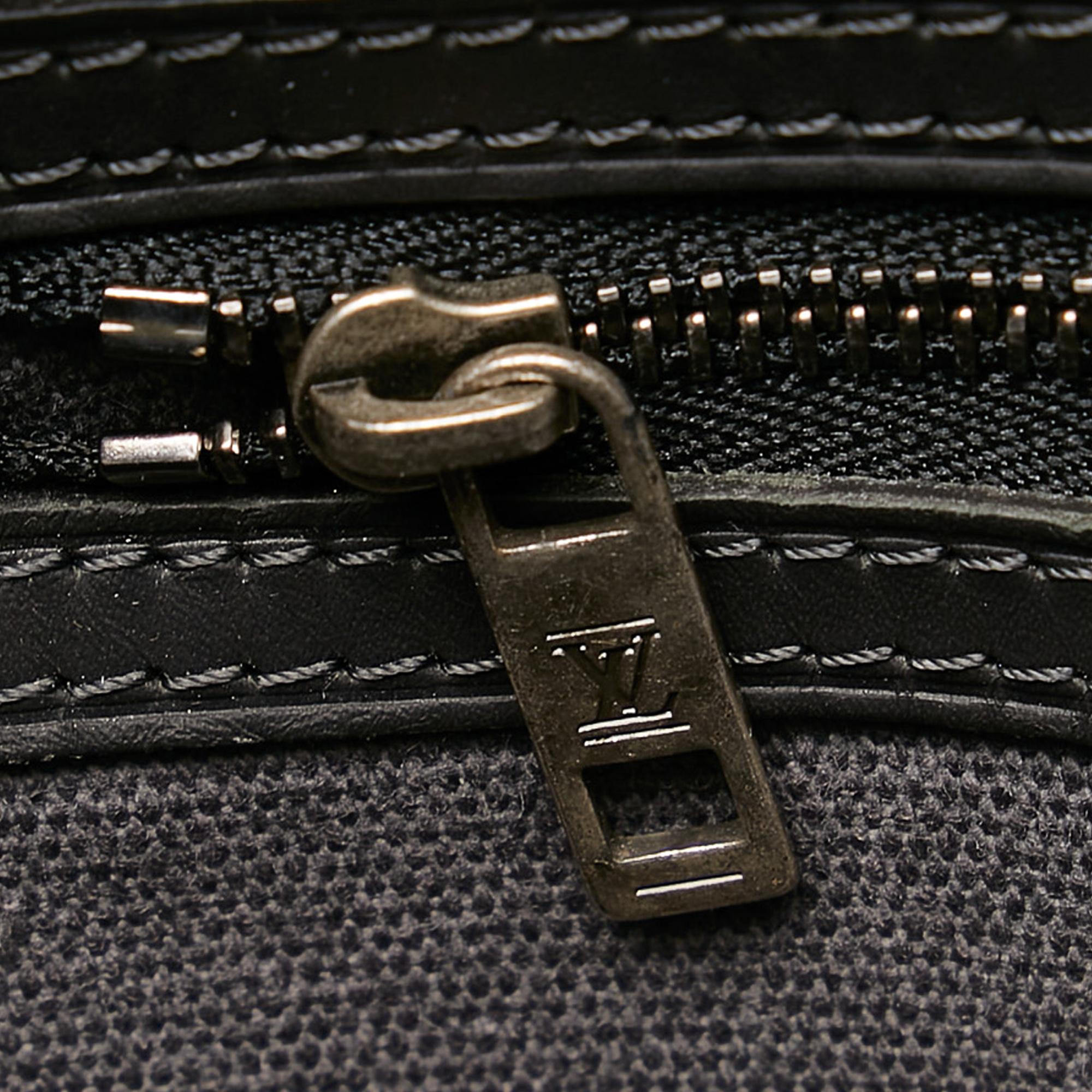 Louis Vuitton Utah Acoma Briefcase (SHG-37408)