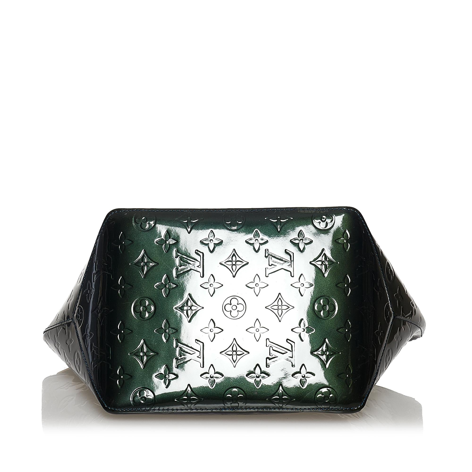 Louis Vuitton Vernis Bellevue PM (SHG-31088)