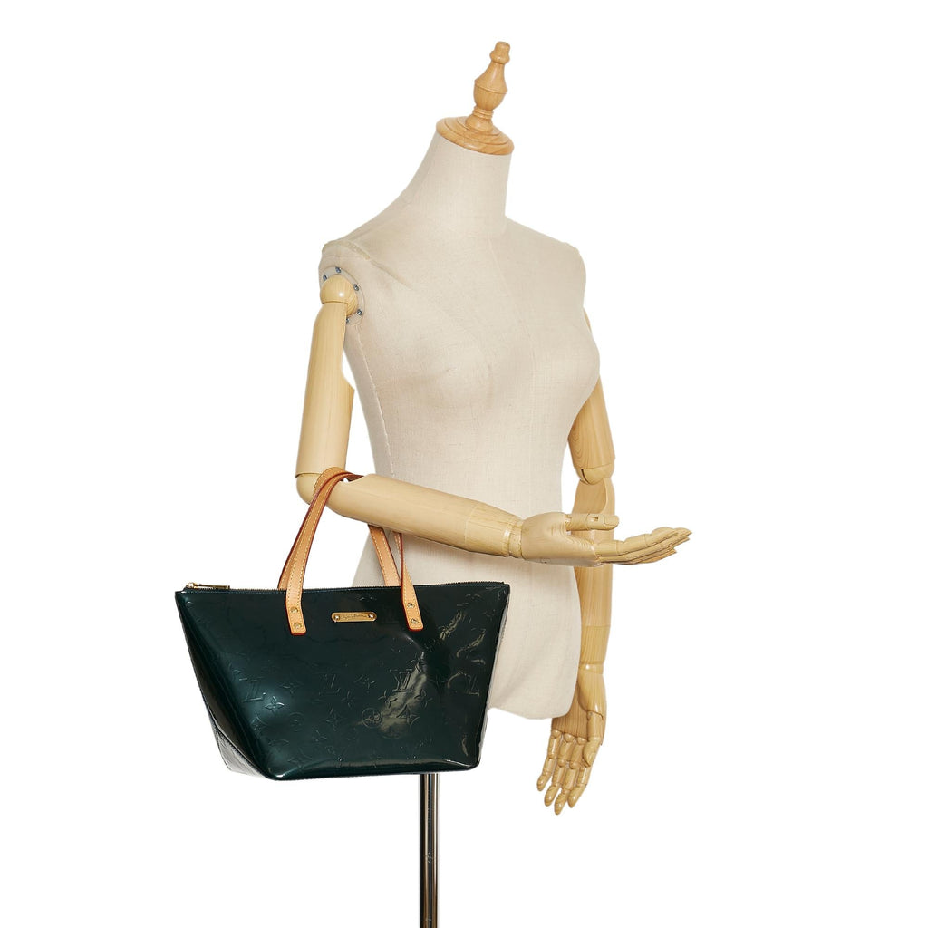 Louis Vuitton Vernis Bellevue PM (SHG-35617)