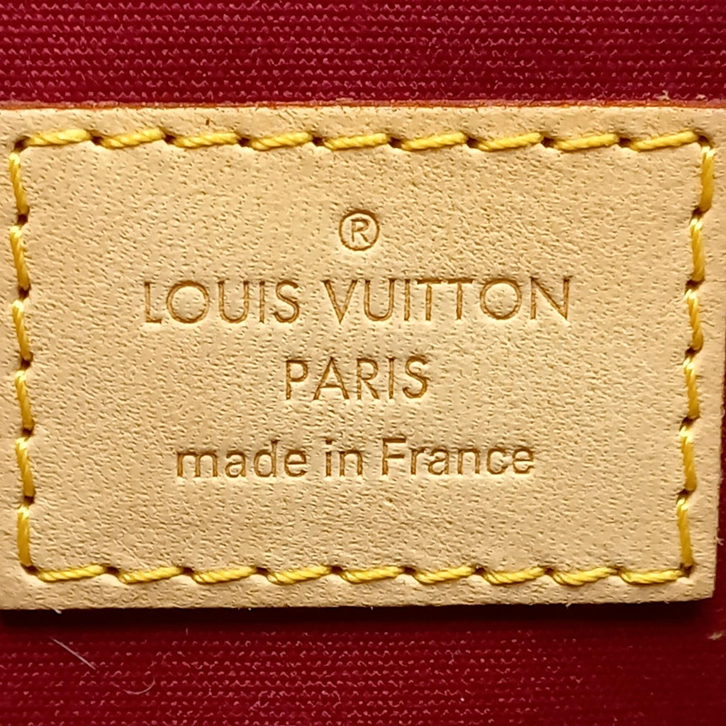 Louis Vuitton Vernis Bellevue PM (SHG-36258)