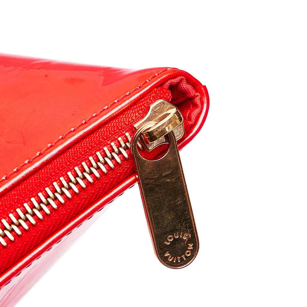 Louis Vuitton Vernis Bellevue PM (SHG-36550)