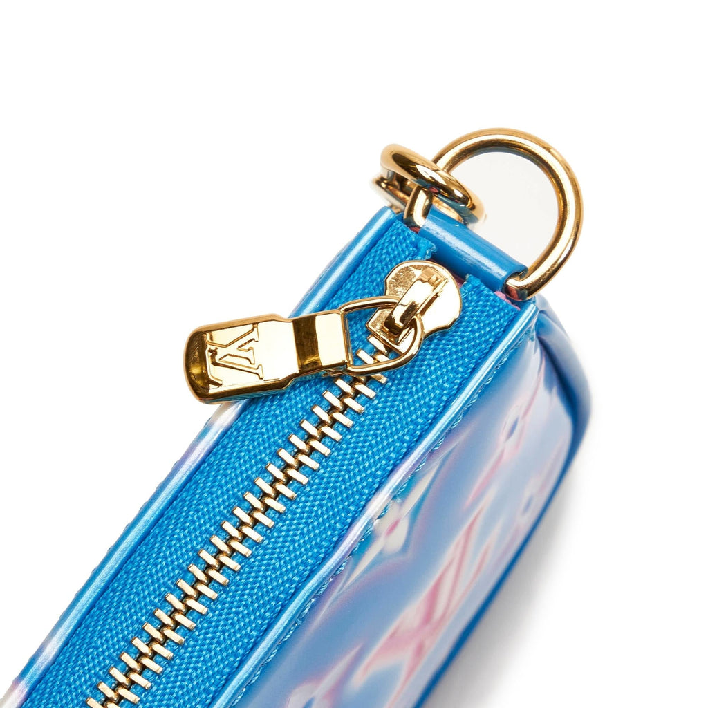 Louis Vuitton Vernis Valentine Mini Pochette Accessories (SHG-34972)