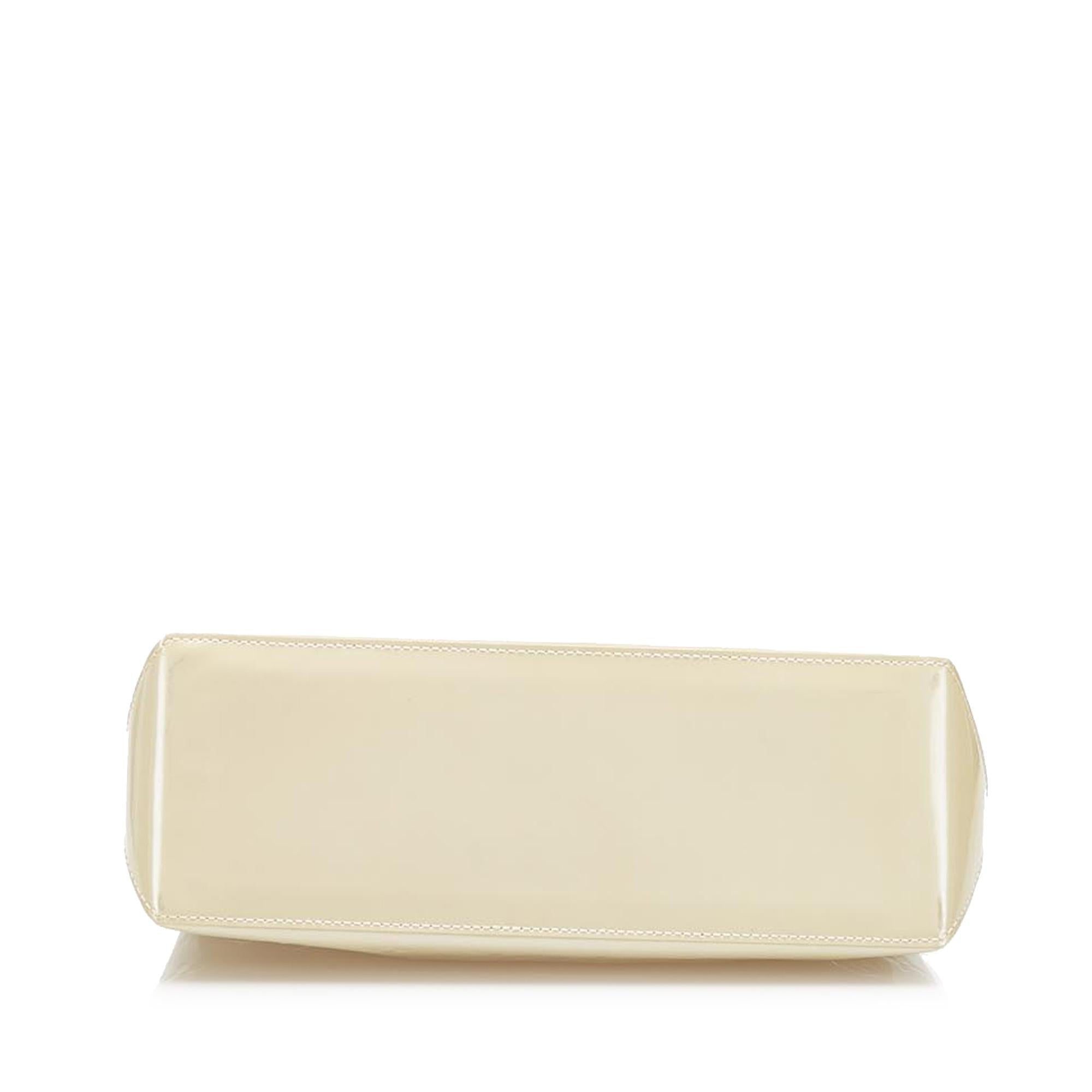 Louis Vuitton Vernis Wilshire PM (SHG-36764)