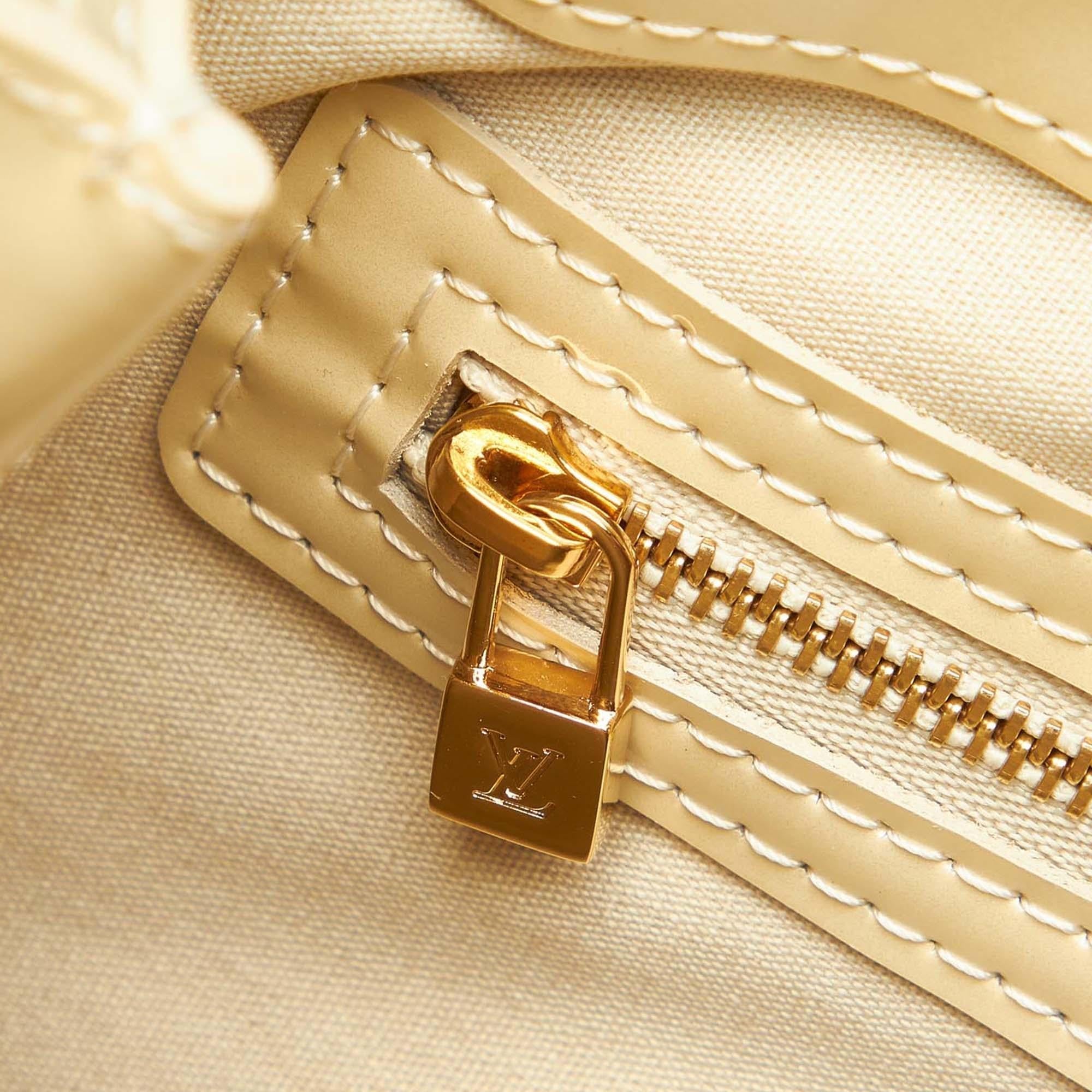 Louis Vuitton Vernis Wilshire PM (SHG-36764)