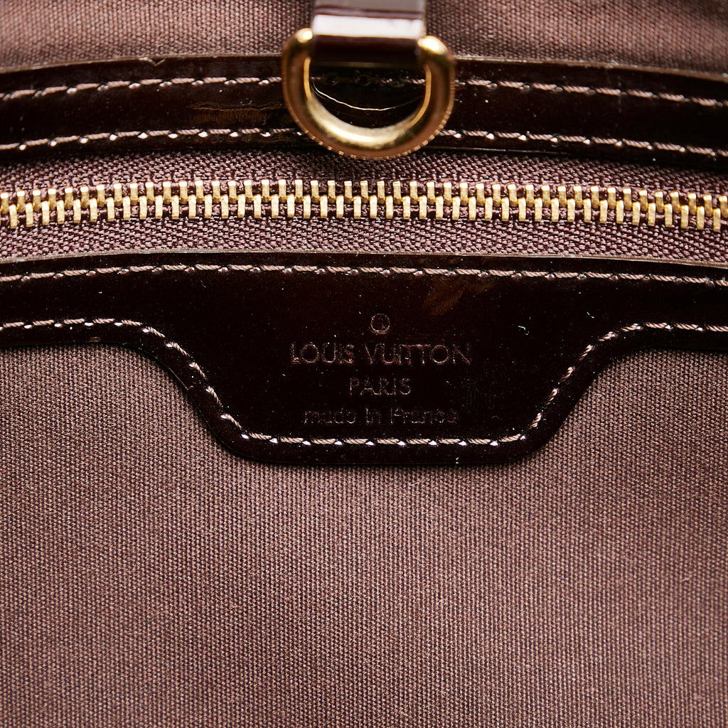 Louis Vuitton Vernis Wilshire PM (SHG-PyljTL)