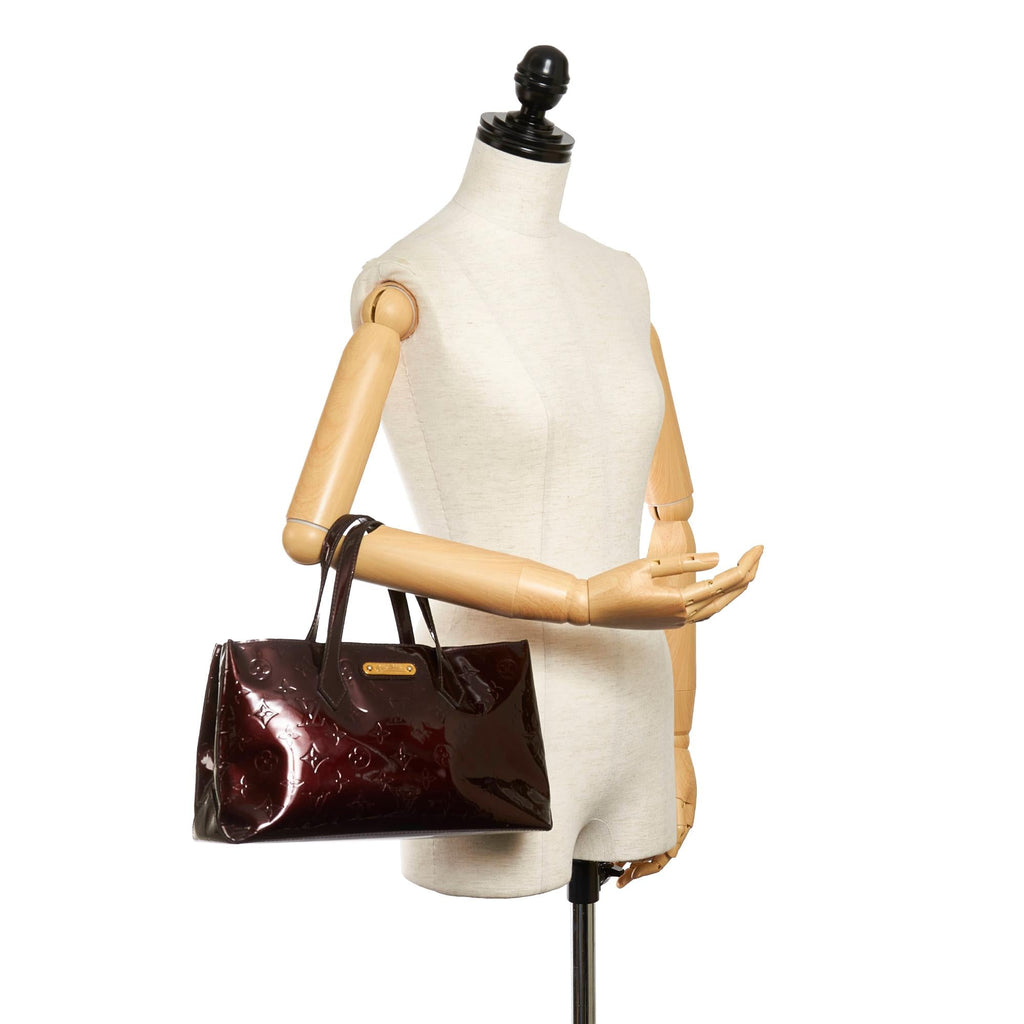 Louis Vuitton Vernis Wilshire PM (SHG-8BkLAD)