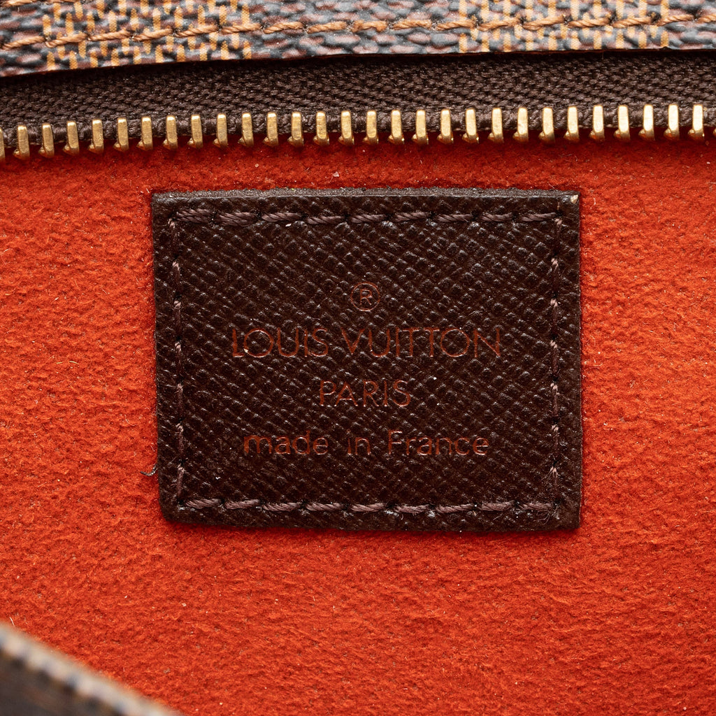 Louis Vuitton Vintage Damier Ebene Marais Bucket Pouch (SHF-22818)