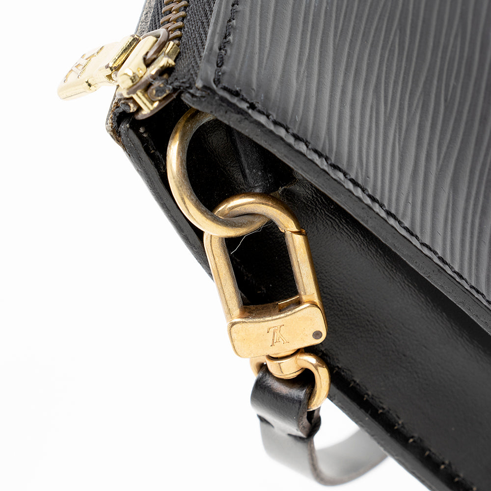 Louis Vuitton Vintage Epi Leather Pochette Accessoires (SHF-20454)