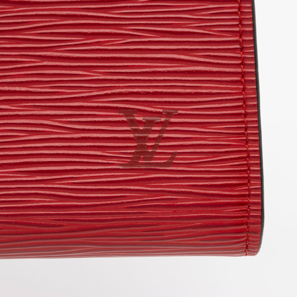 Louis Vuitton Vintage Epi Leather Pochette Accessoires (SHF-QQUDa9)
