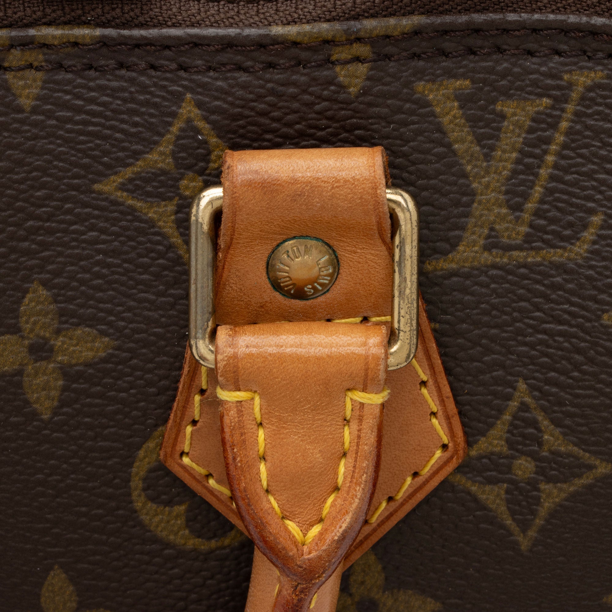 Louis Vuitton Vintage Monogram Canvas Alma PM Satchel (SHF-C21L7o)