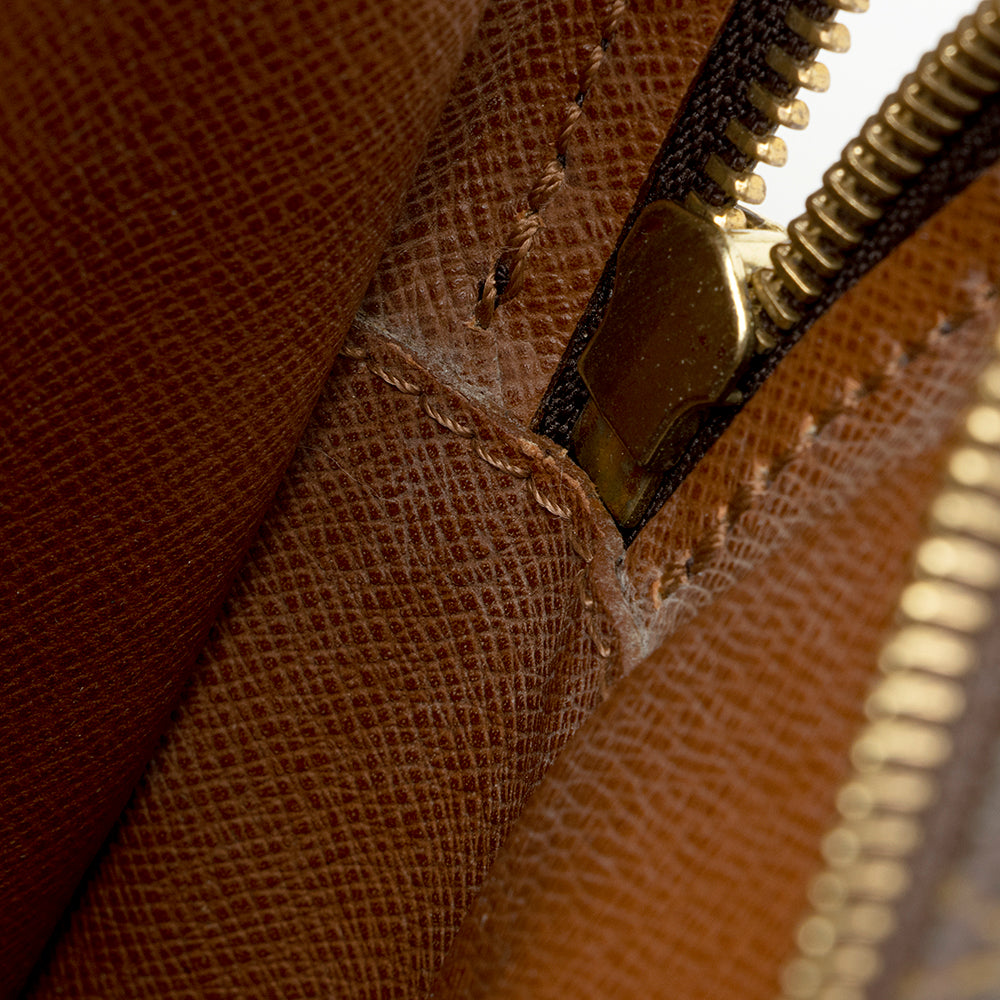 Louis Vuitton Vintage Monogram Canvas Amazone Shoulder Bag (SHF-21722)