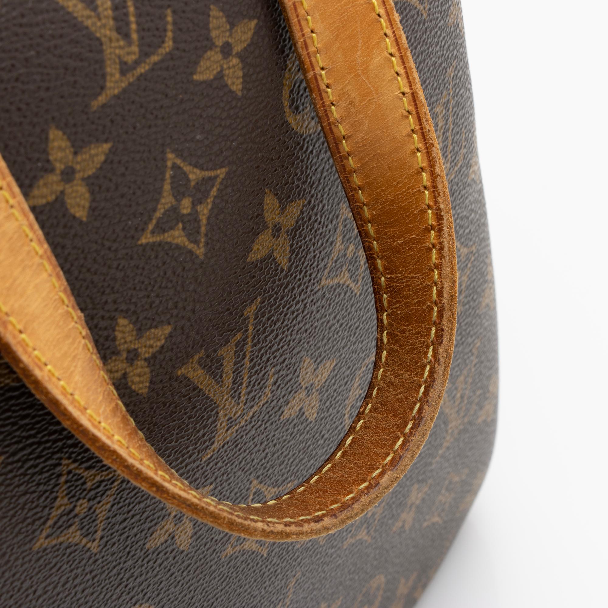 Louis Vuitton Vintage Monogram Canvas Excursion Tote (SHF-23539)