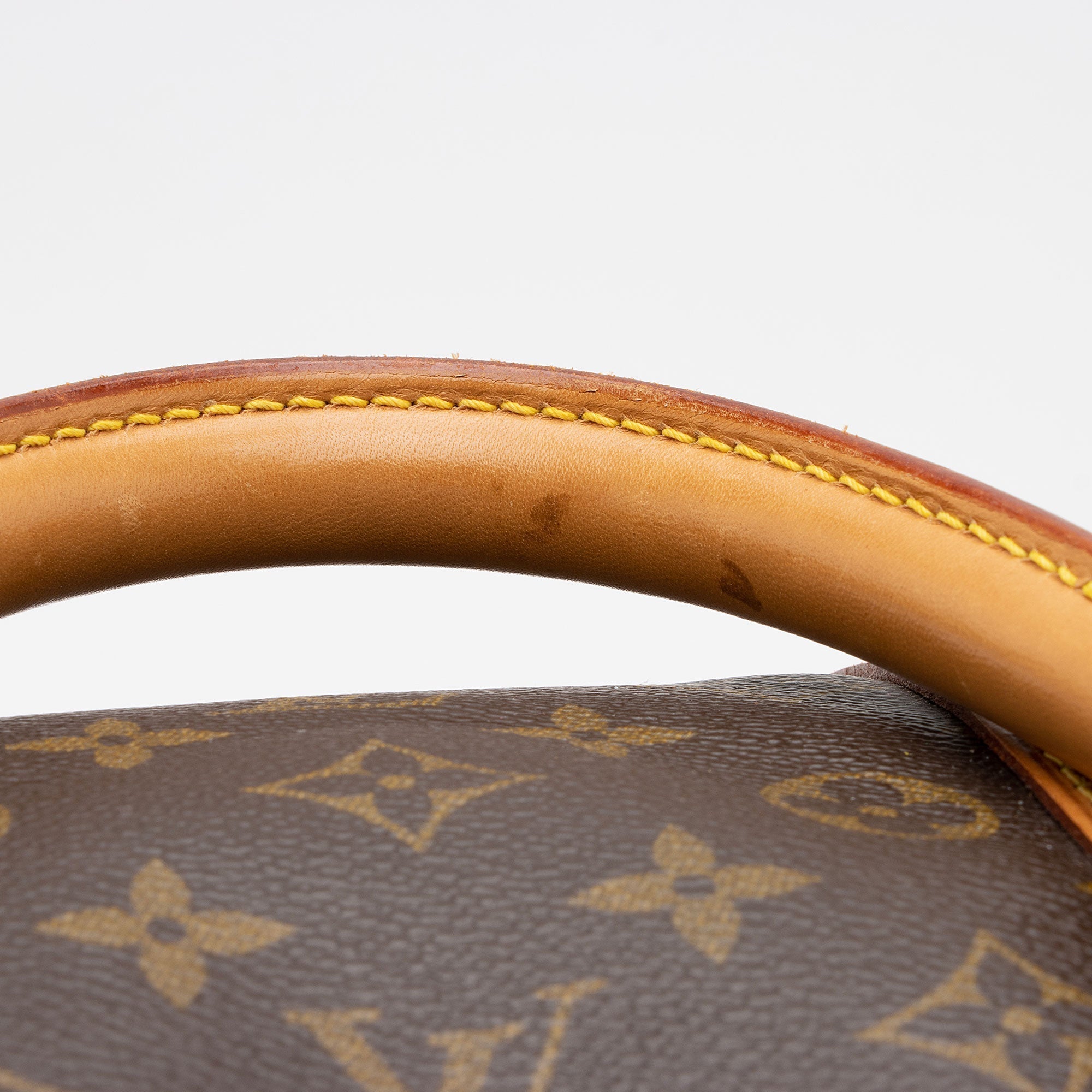 Louis Vuitton Vintage Monogram Canvas Keepall Bandouliere 55 Duffle Bag (SHF-PQTyV5)