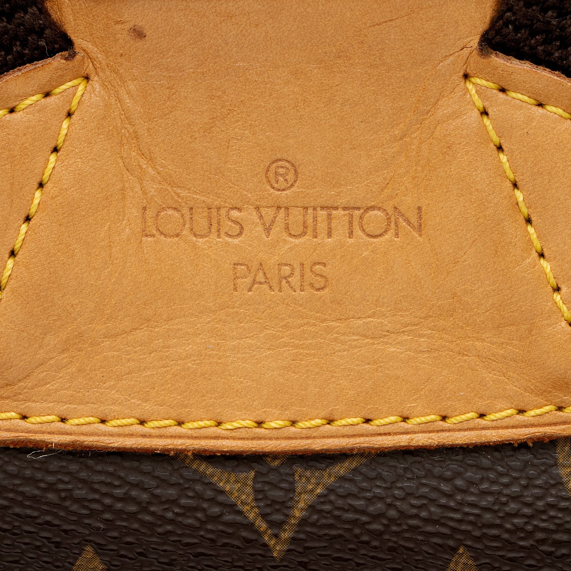 Louis Vuitton Vintage Monogram Canvas Montsouris GM Backpack (SHF-GIyo4P)