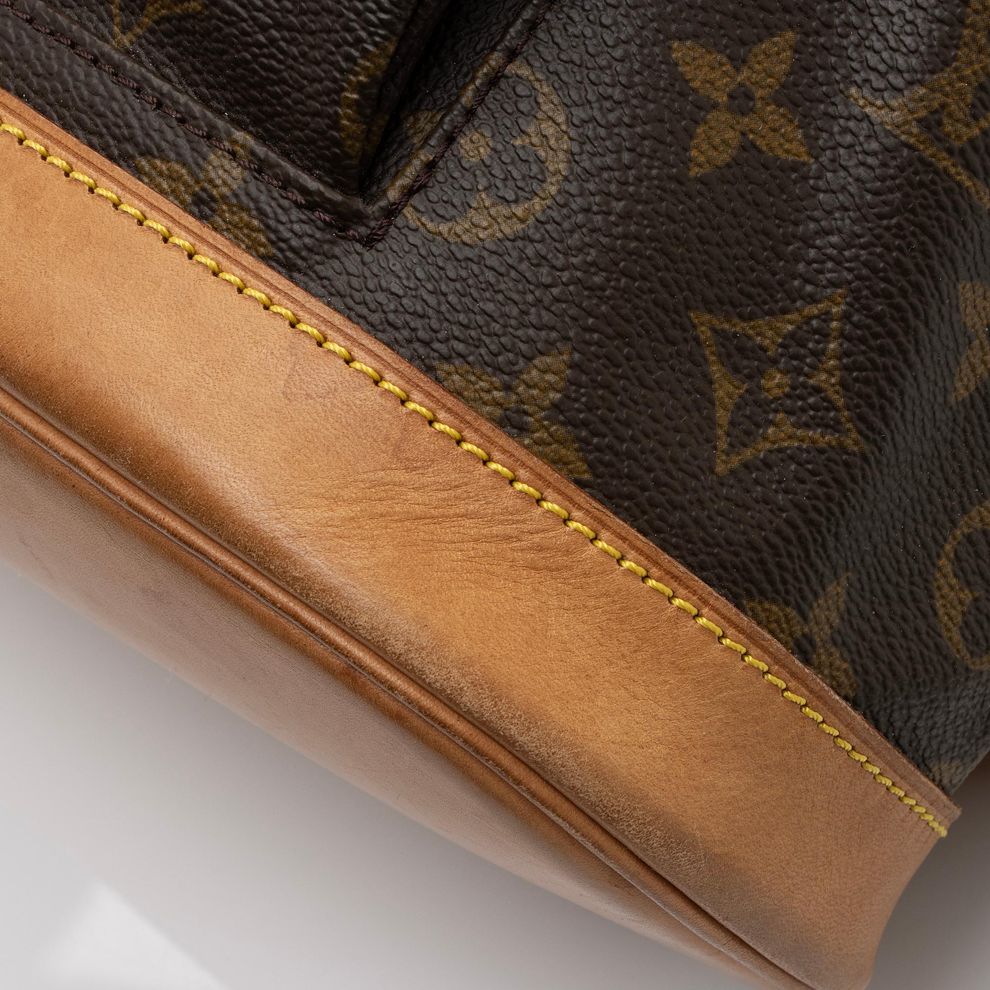Louis Vuitton Vintage Monogram Canvas Montsouris MM Backpack (SHF-EUGvQe)