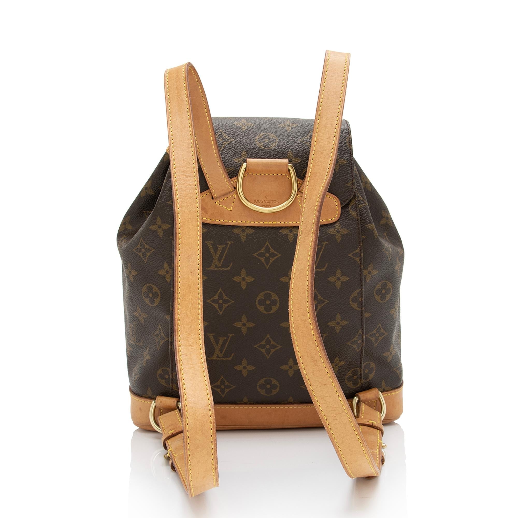 Louis Vuitton Vintage Monogram Canvas Montsouris MM Backpack (SHF-VoIk07)
