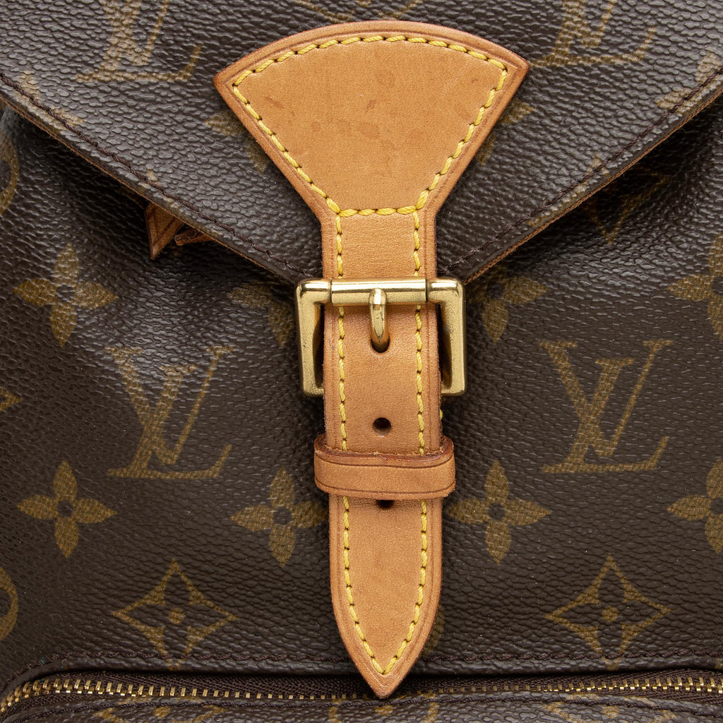Louis Vuitton Vintage Monogram Canvas Montsouris MM Backpack (SHF-VoIk07)